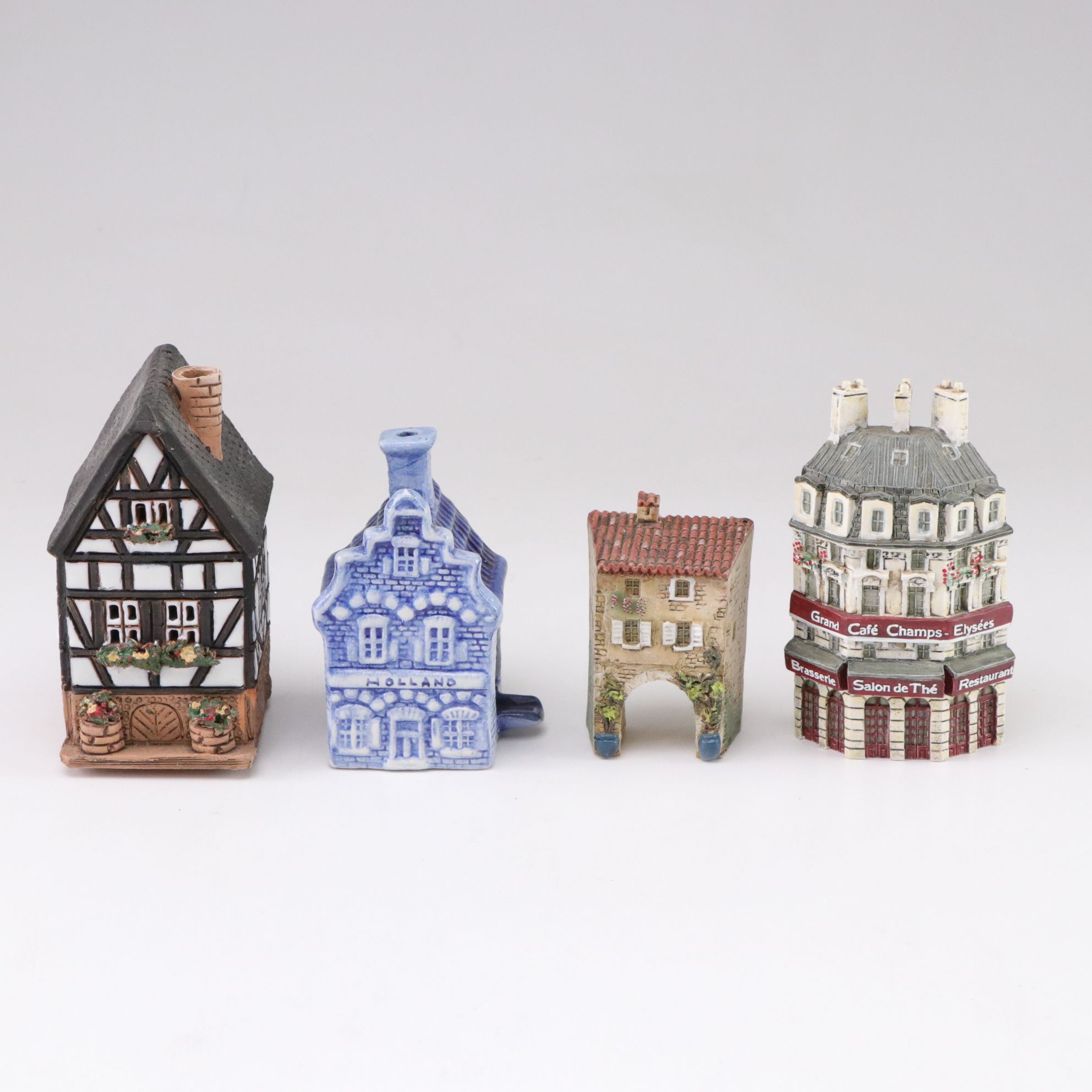 David Winter Cottages "Stratford House" & Other Miniatures