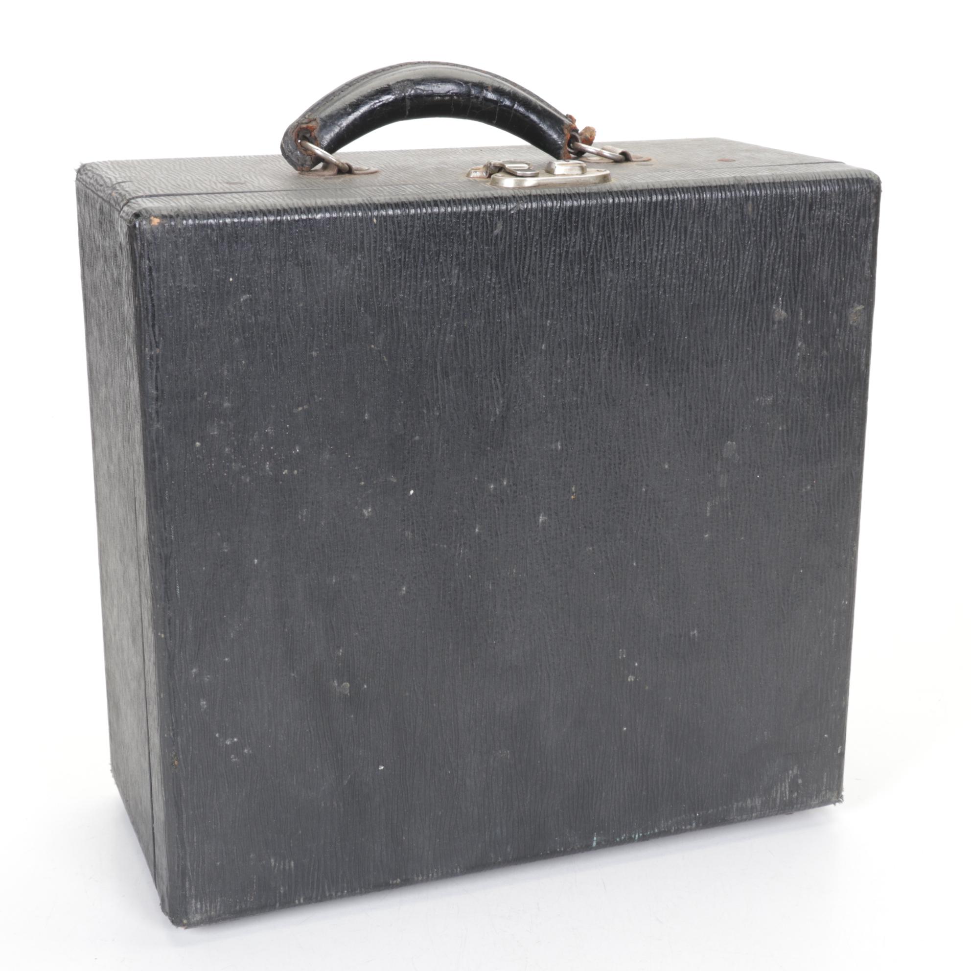 Underwood Universal Portable Typewriter with Case