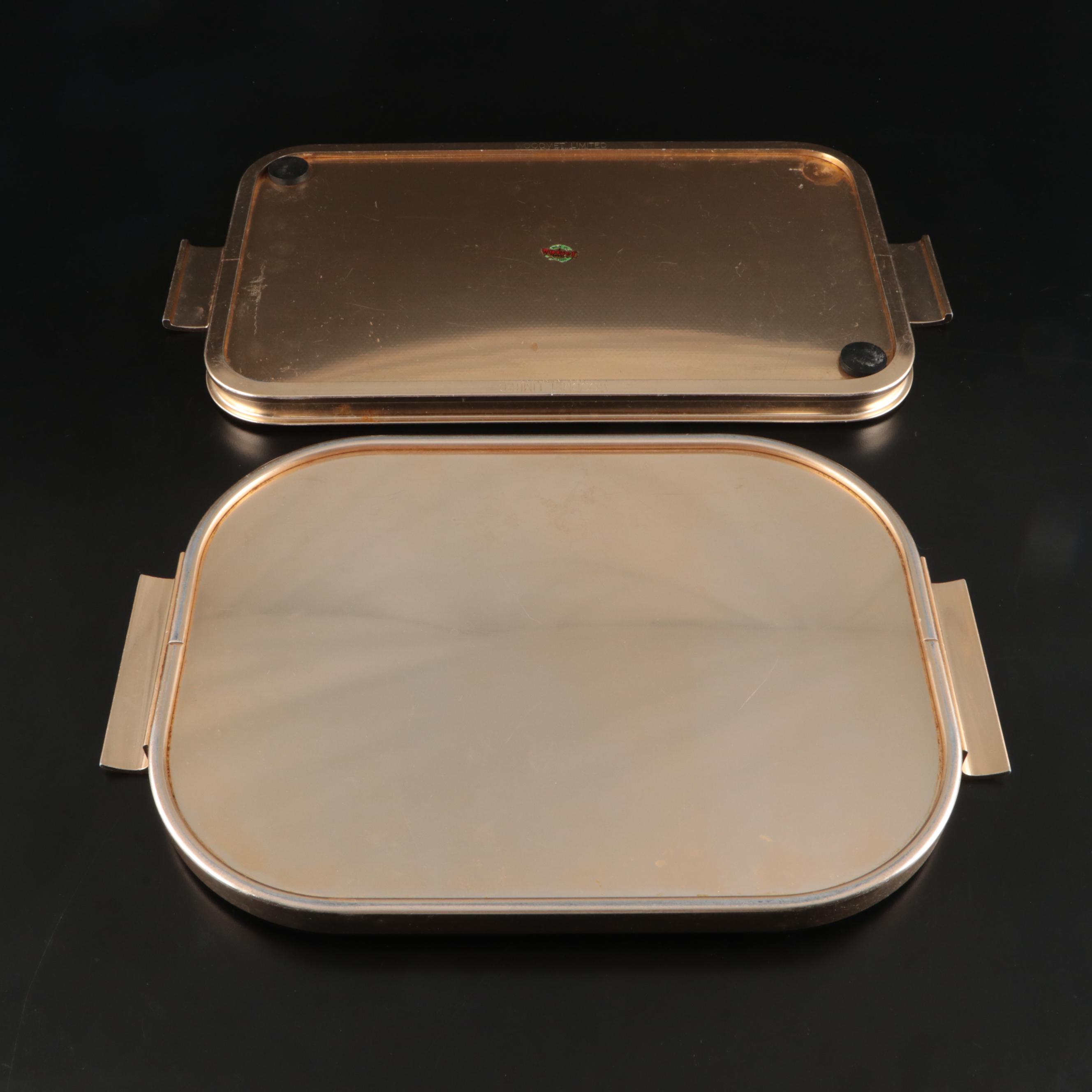 Wood met Unlimited Metal Trays with Estello Plates and More Dinnerware