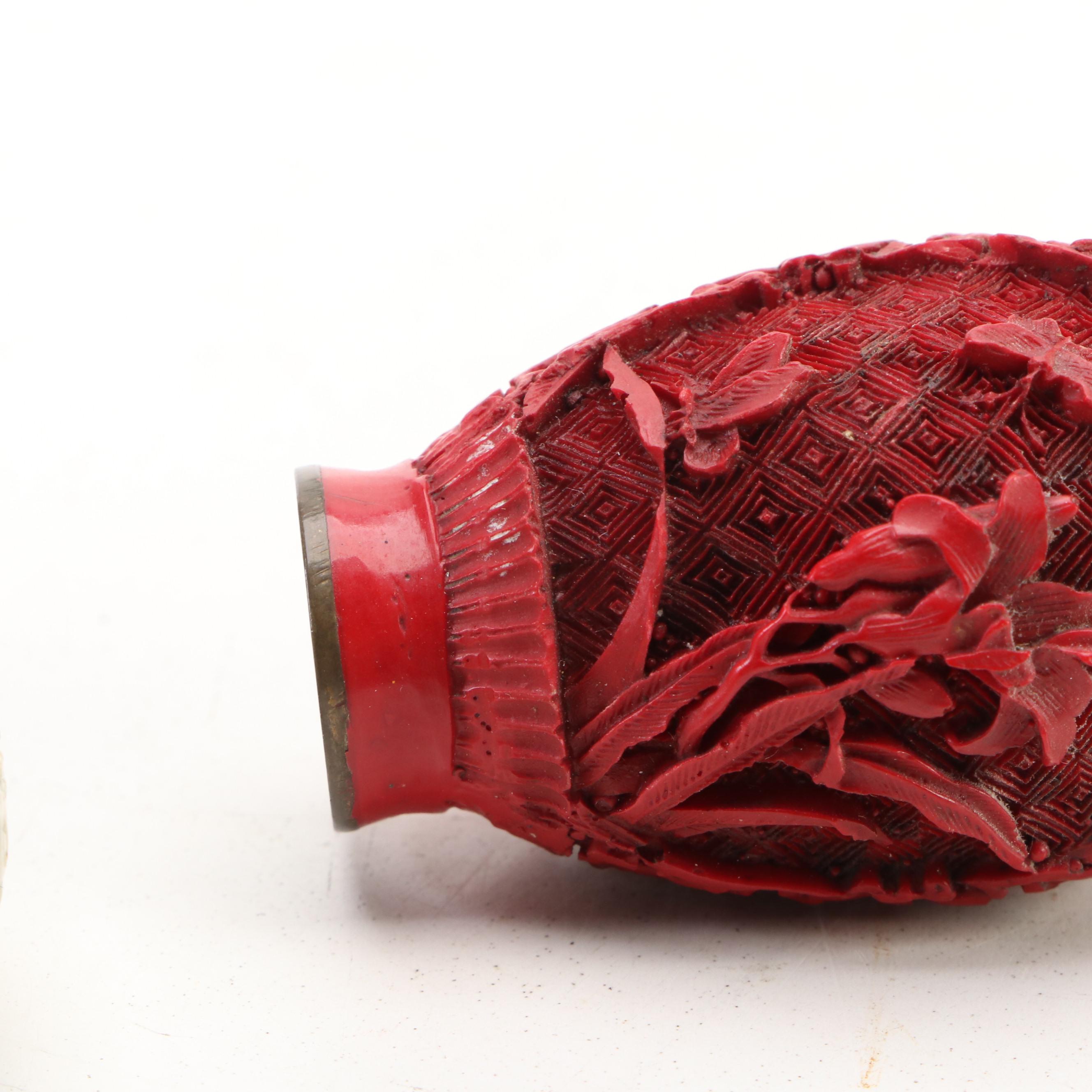 Qing Dynasty Chinese Lacquerware Snuff Bottles with Cloisonné Metal Box