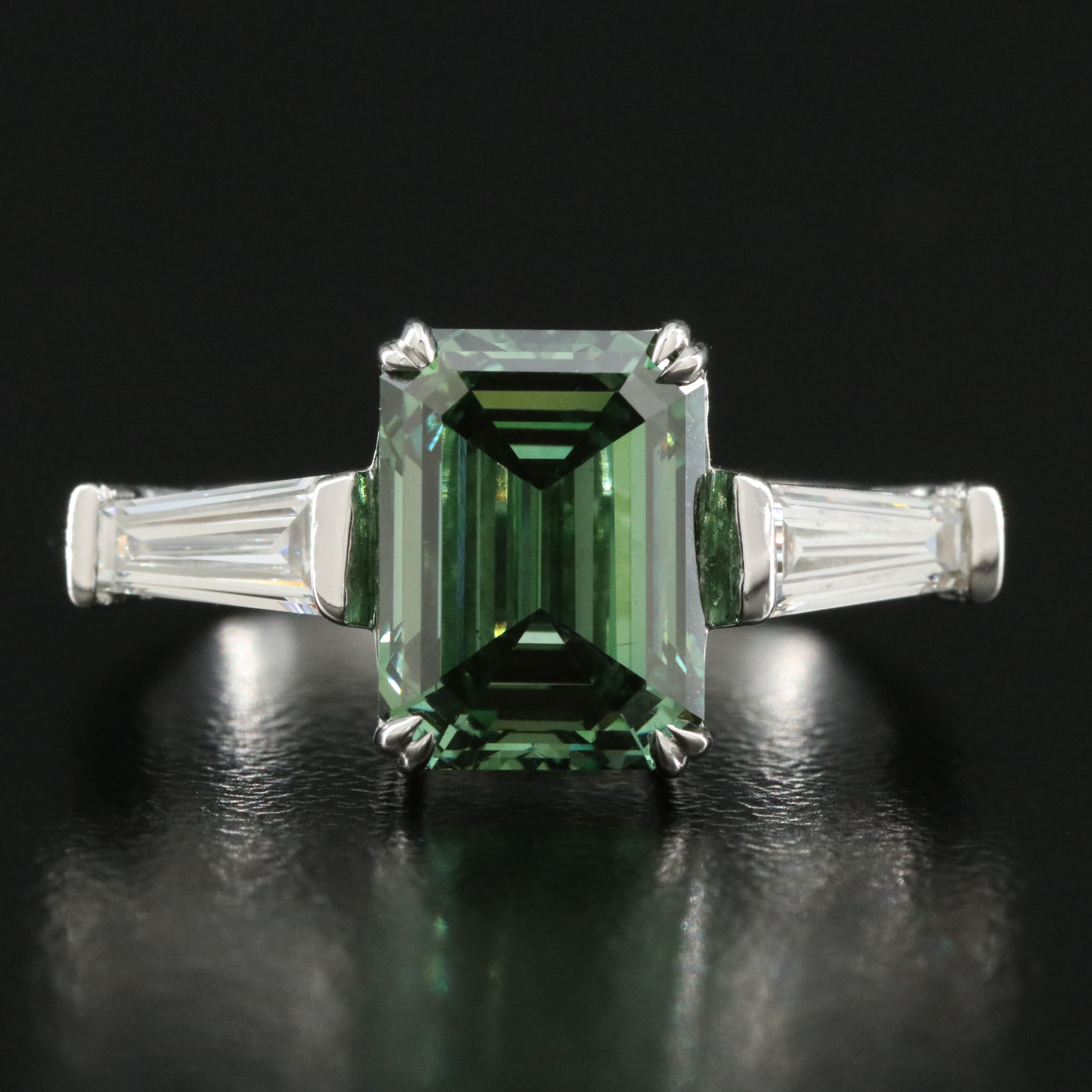 14K 3.88 CTW Lab Grown Diamond Ring with Fancy Green Center and IGI Report