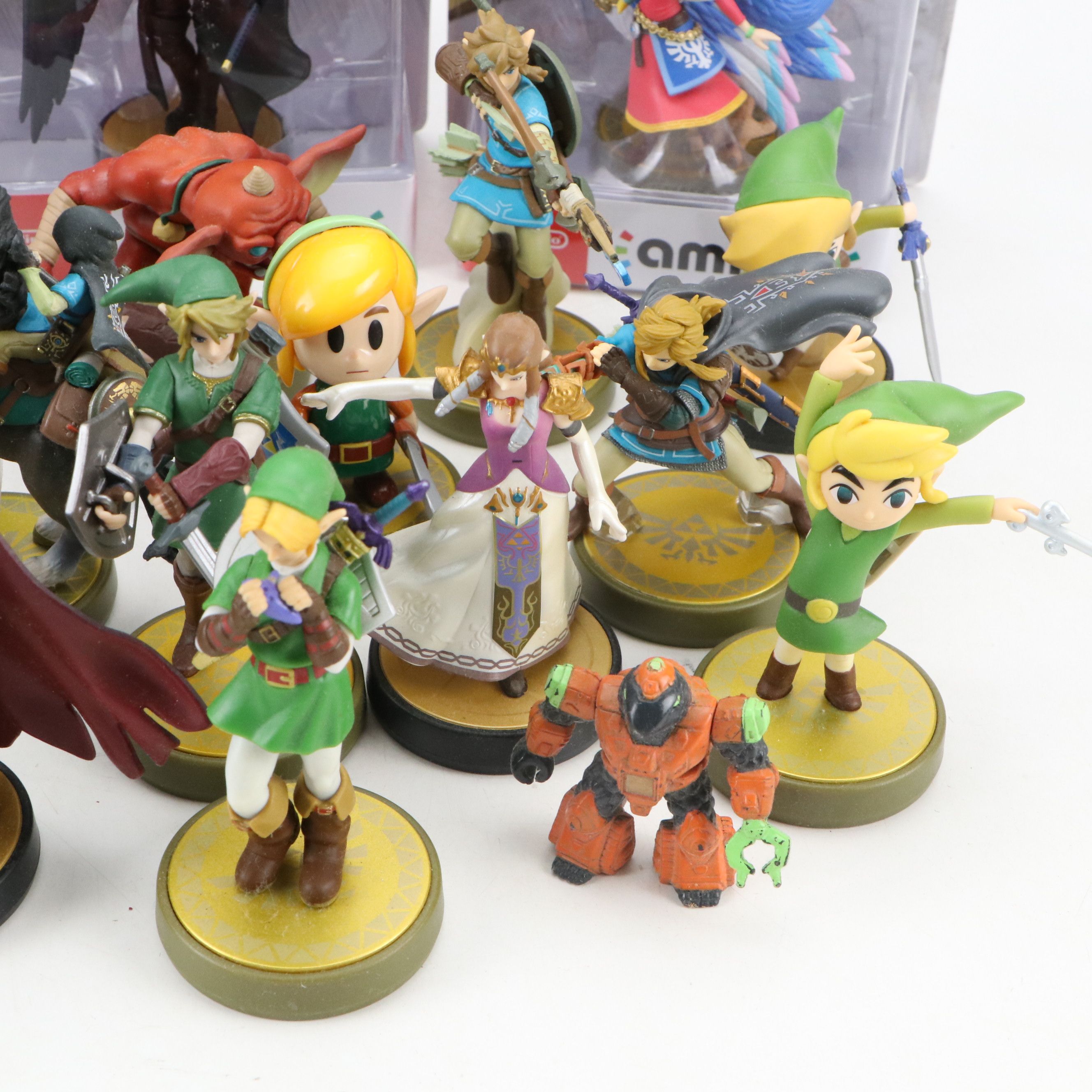 Nintendo Amiibo "Super Smash Bros." and "The Legend of Zelda" Figures