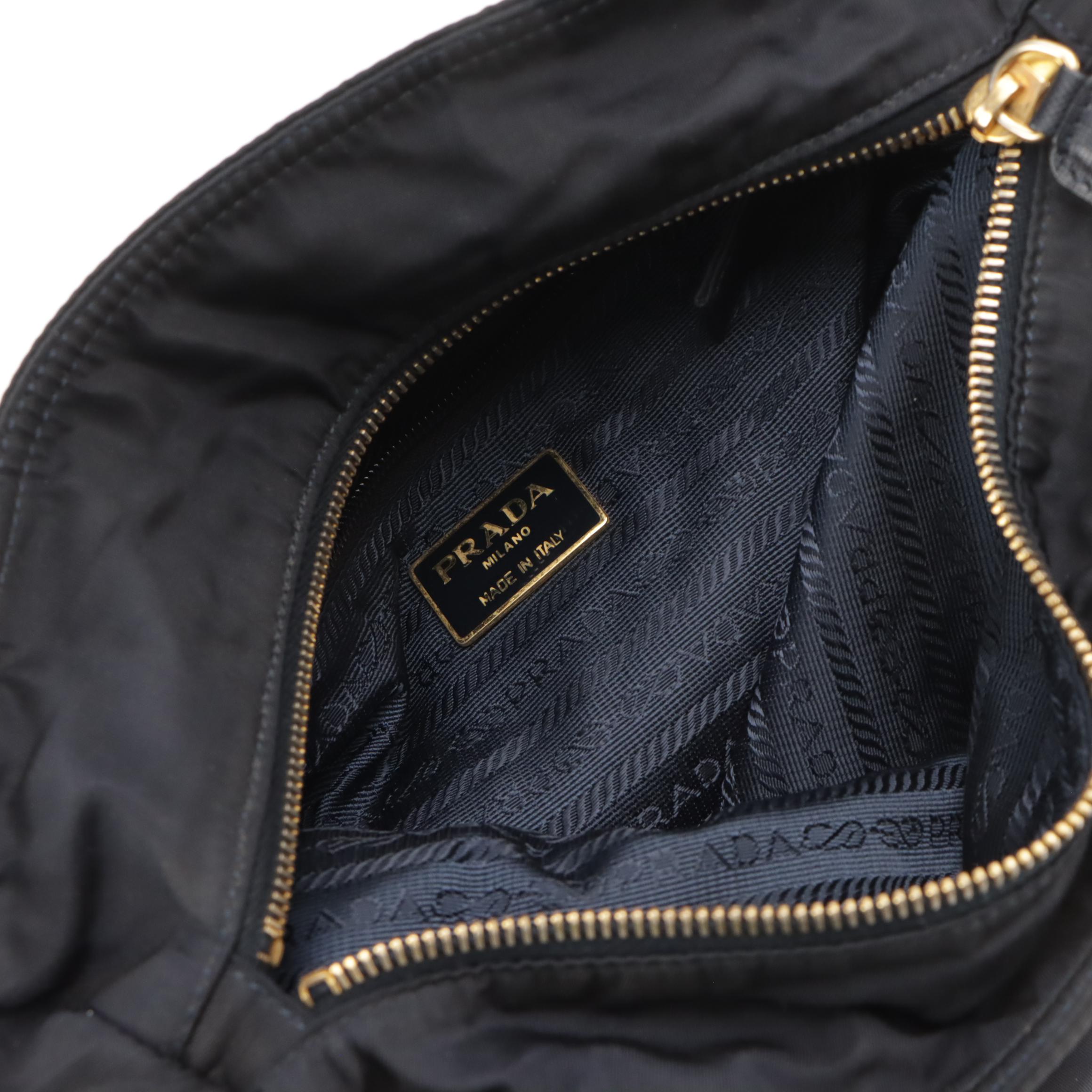 Prada Handbag in Dark Blue Tessuto Nylon With Leather Handles