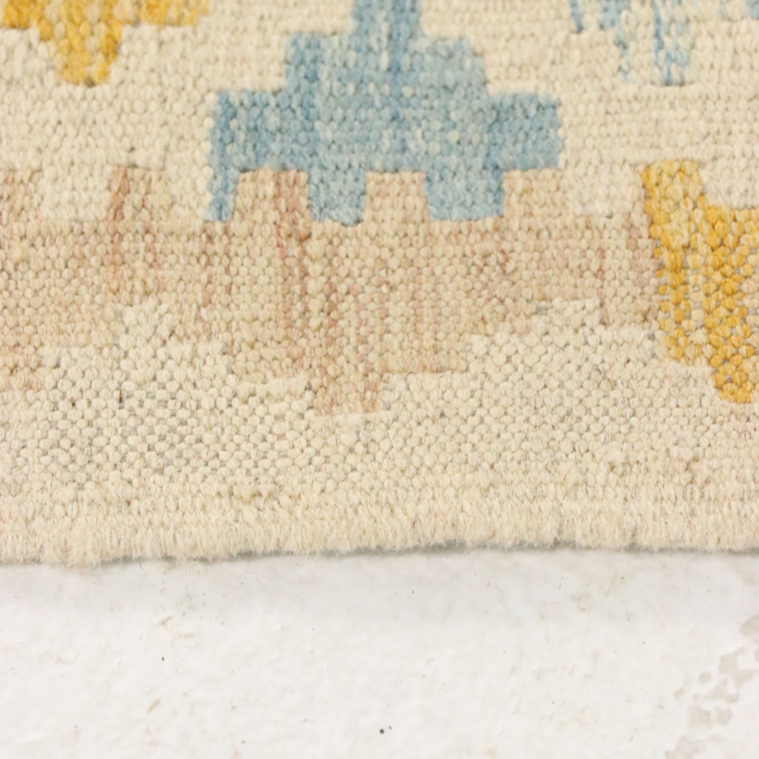 2'9 x 9'8 Handwoven Pakistani Kilim Carpet Runner