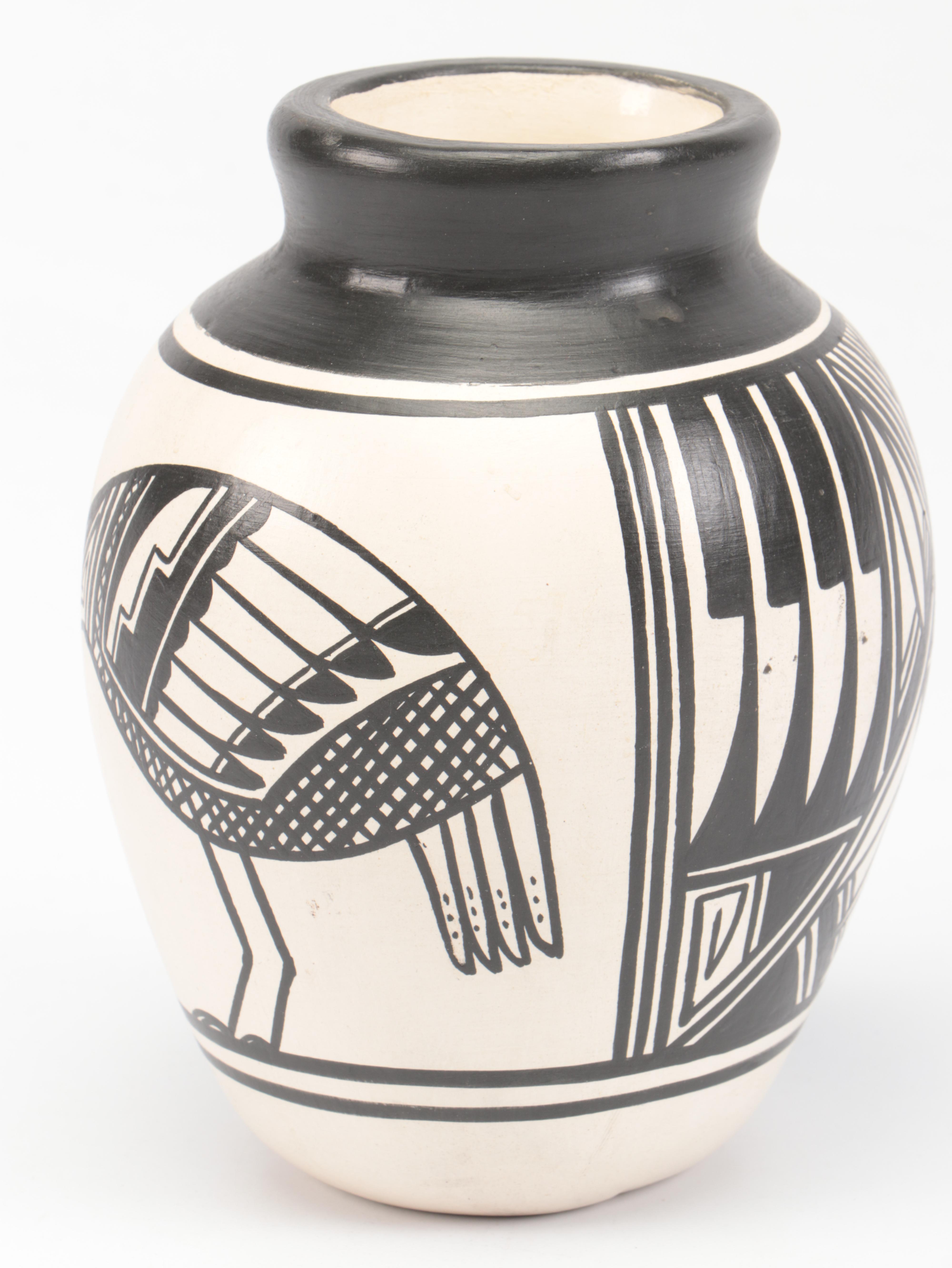 Robert Reid Ute Mesa Verde Pottery Vessel