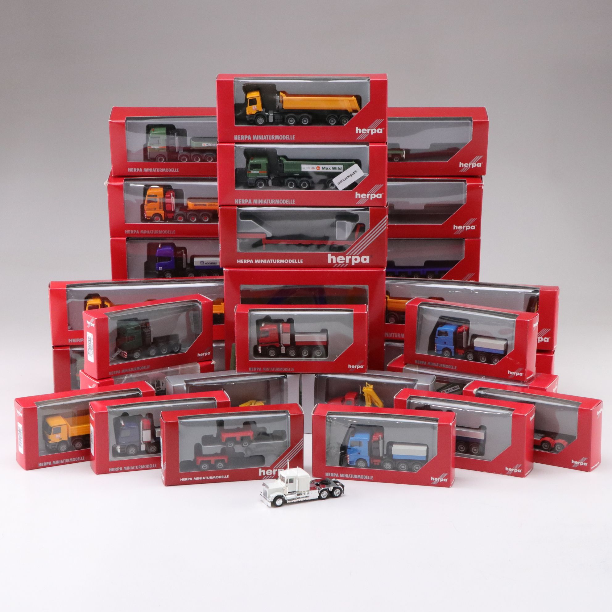Herpa Construction & Commercial Diecast Vehicles
