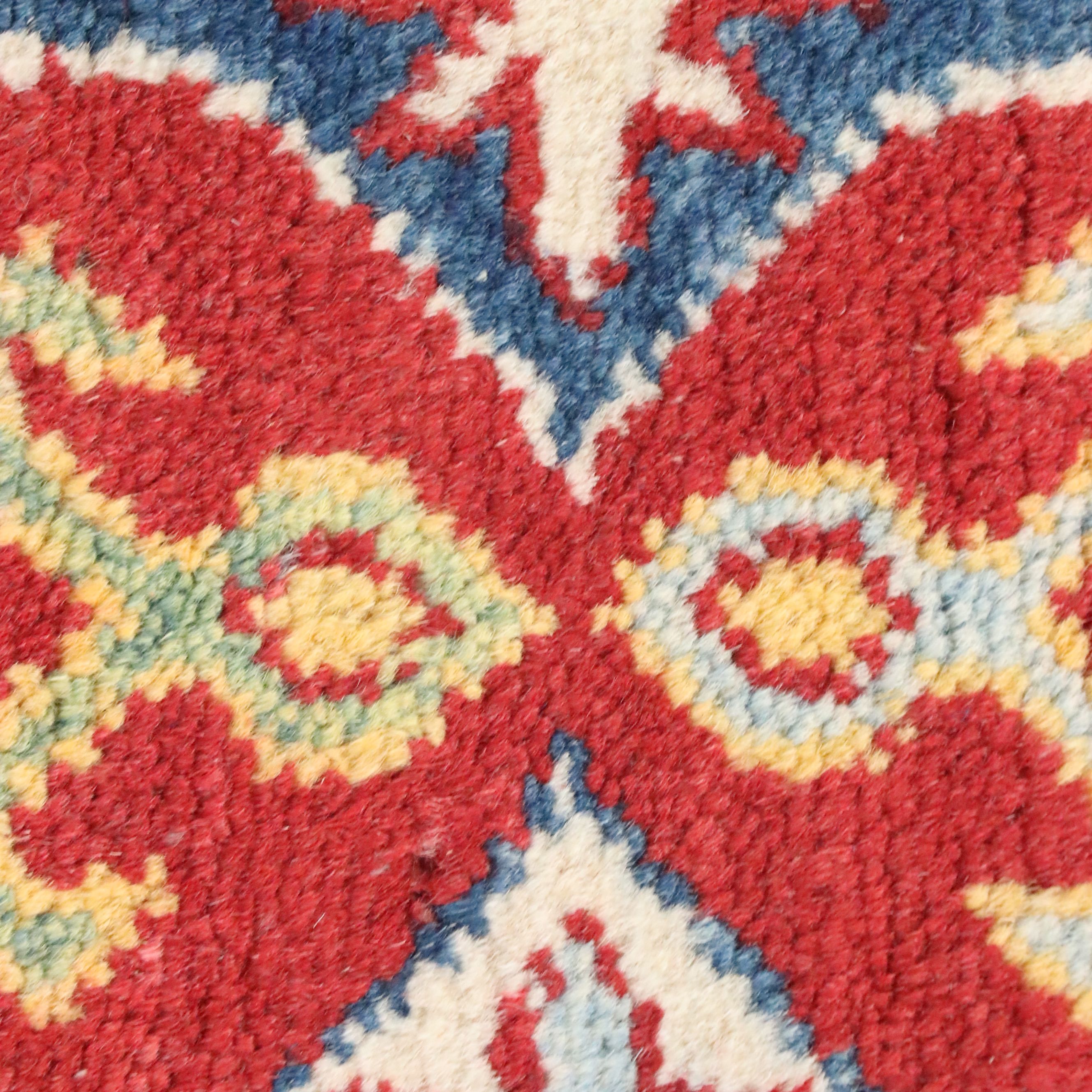 5'1 x 6'7 Hand-Knotted Pakistani Kazak Area Rug