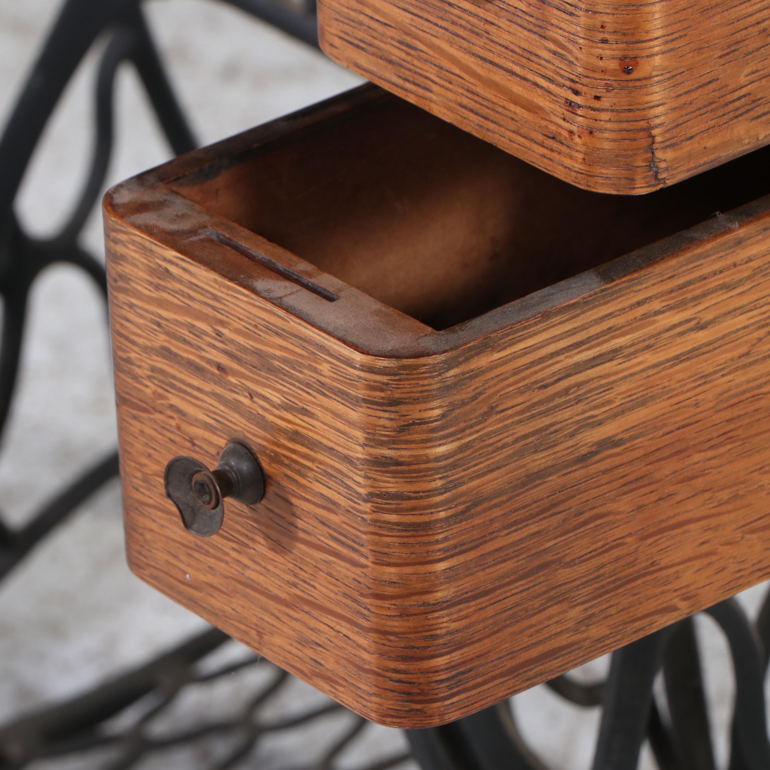 Oak Singer Treadle Sewing Machine