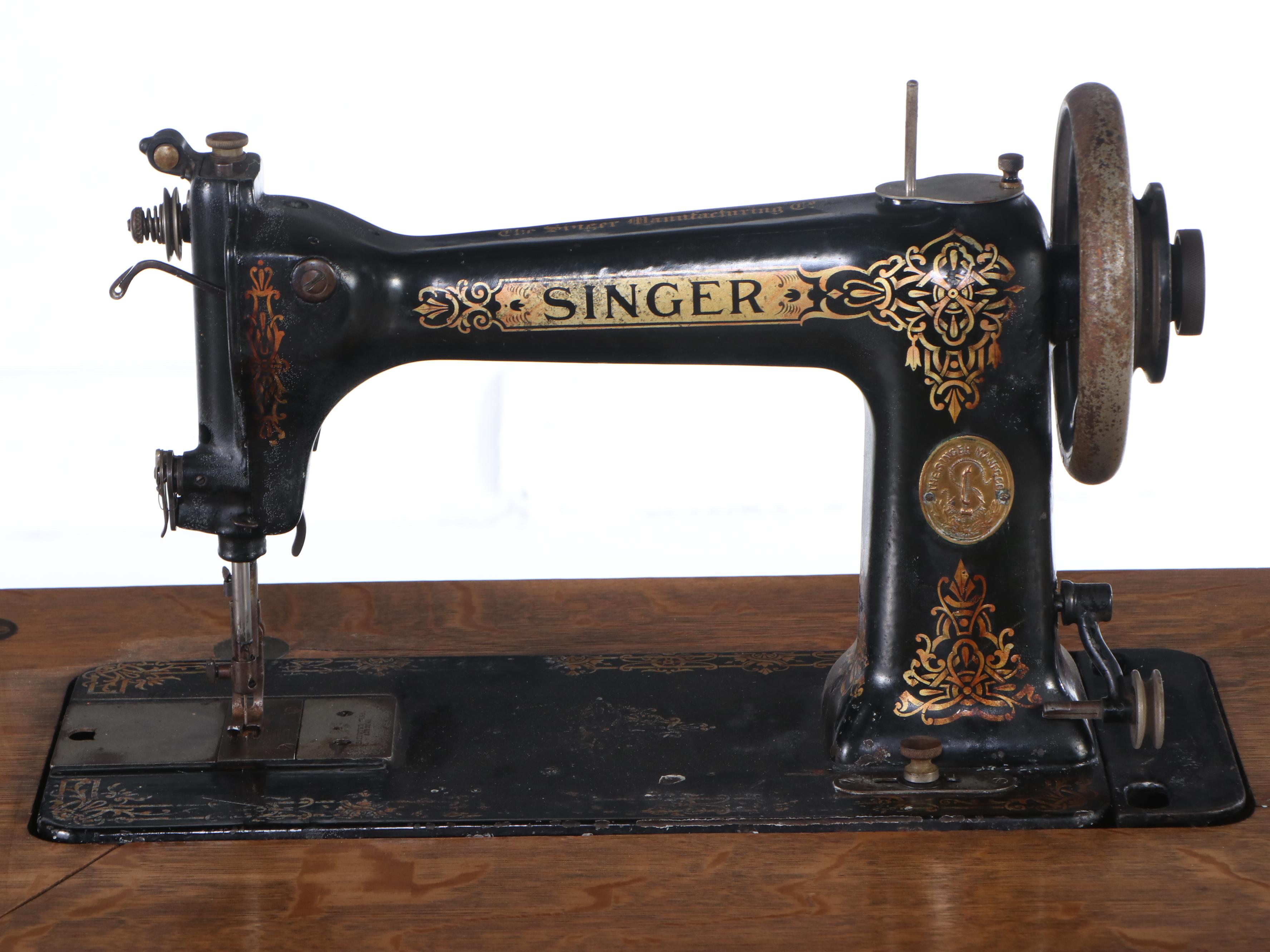 Oak Singer Treadle Sewing Machine