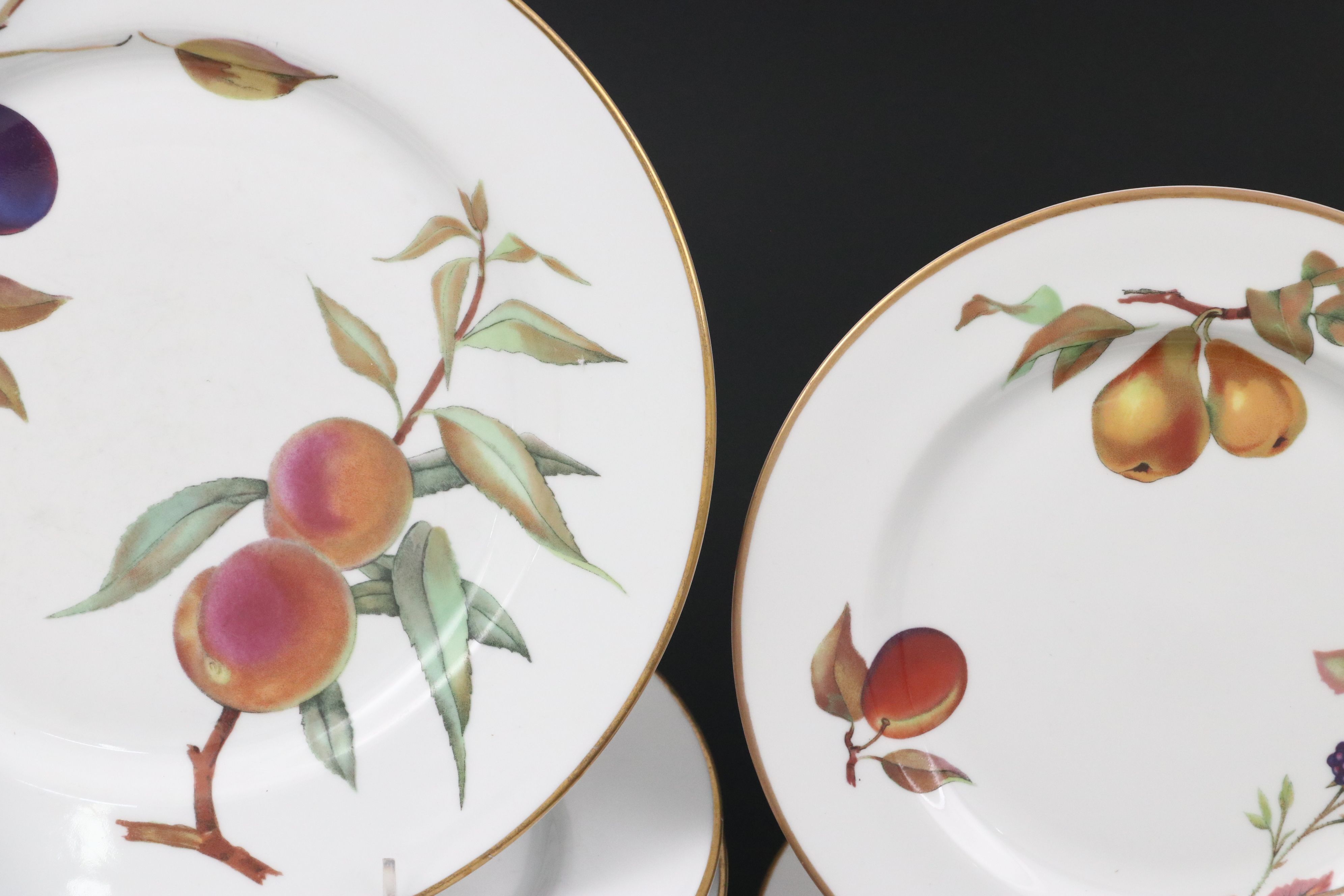Royal Worcester "Evesham Gold" Ceramic Dinnerware