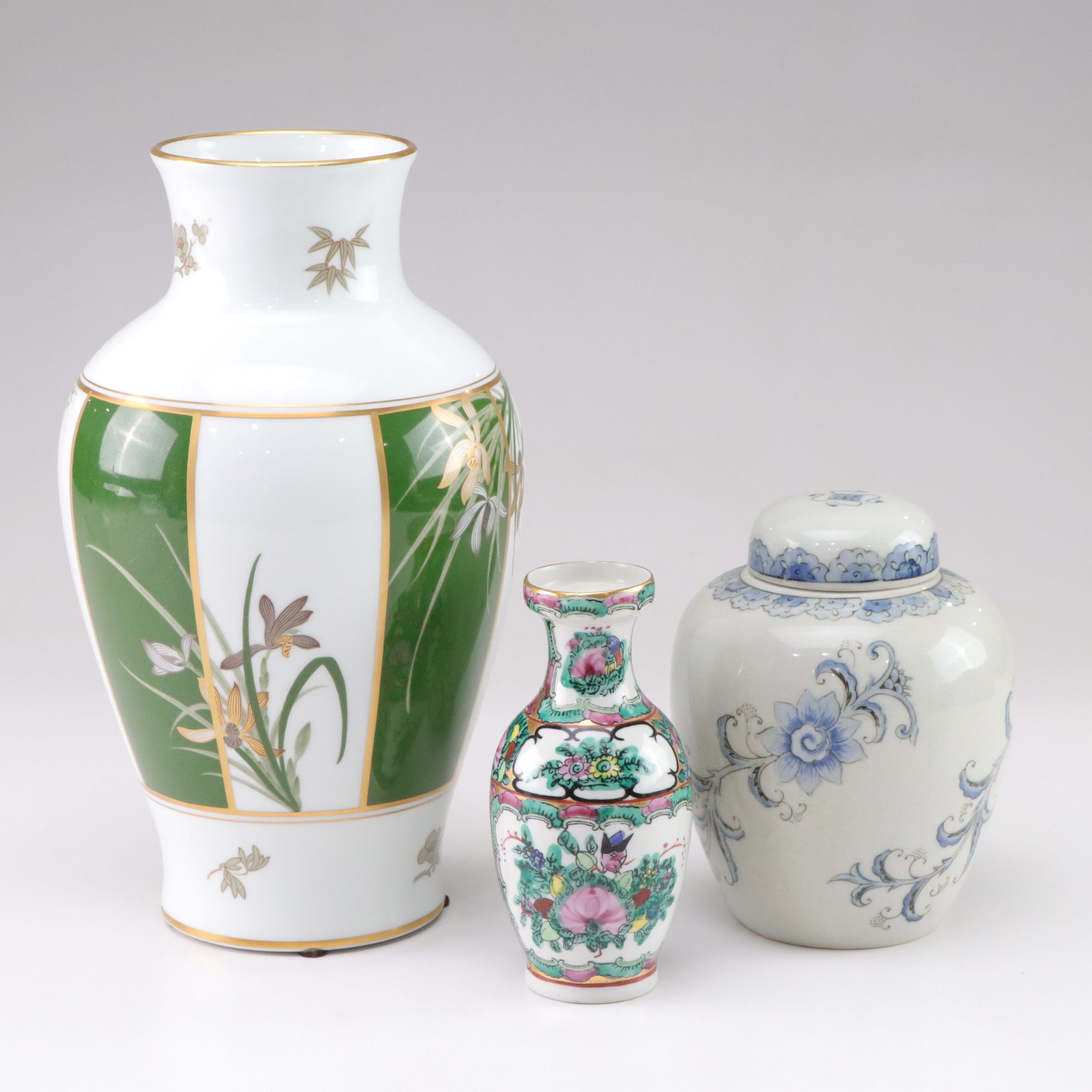 Franklin Mint Okura Porcelain Vase with Famille Rose Vase and Ginger Jar