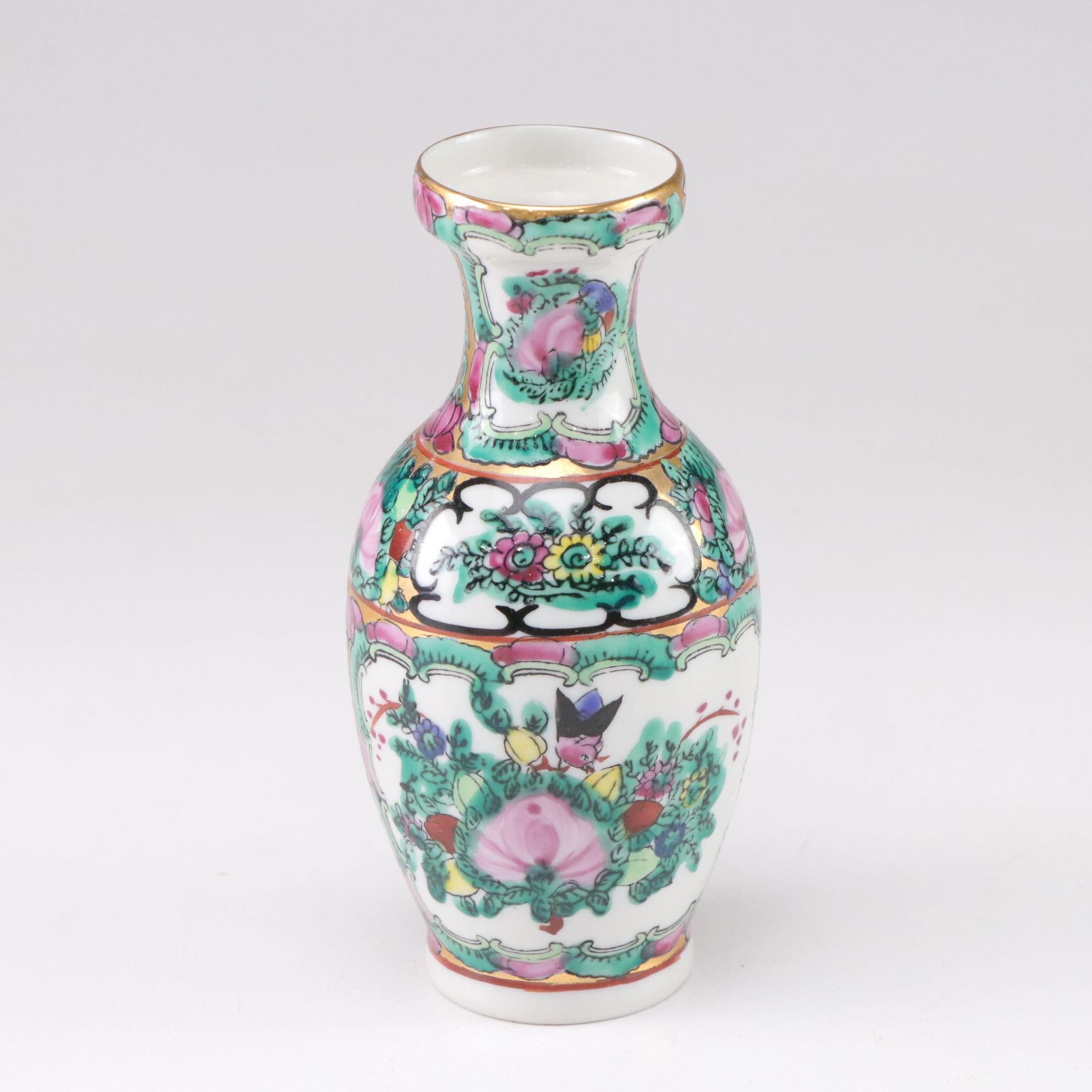 Franklin Mint Okura Porcelain Vase with Famille Rose Vase and Ginger Jar