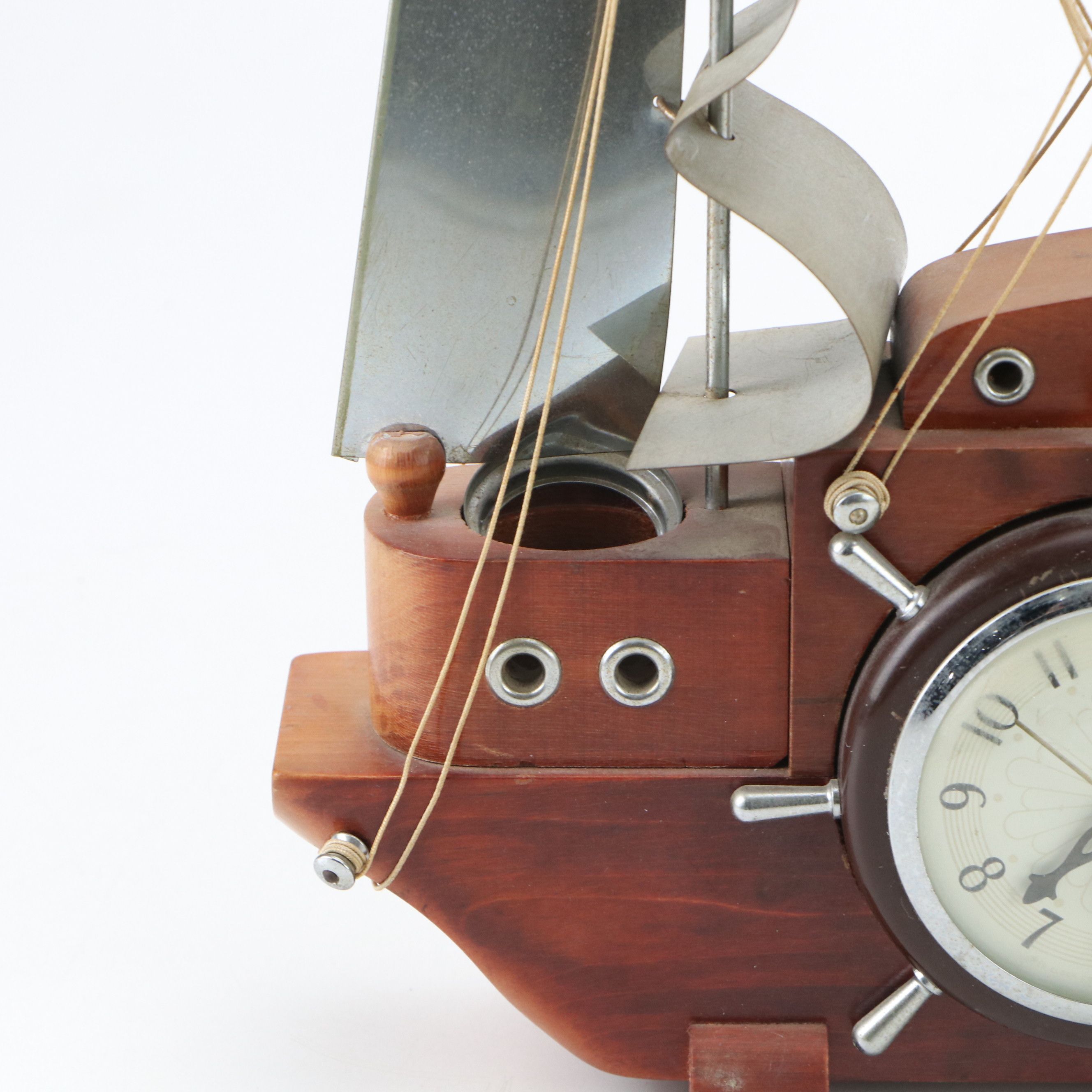 United Light-Up Electric Ship Mantel Clock