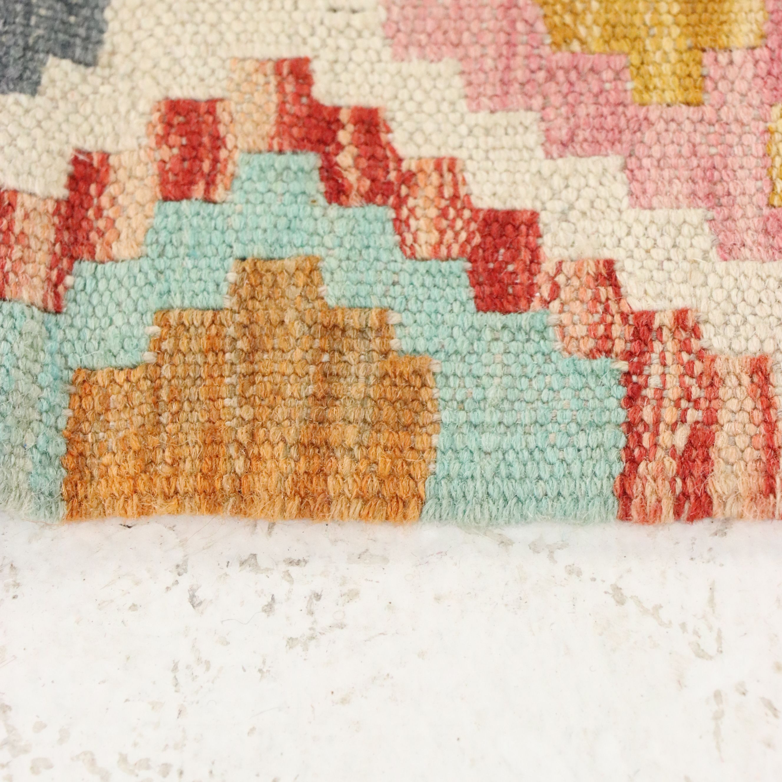 3' x 8' Handwoven Pakistani Kilim Long Rug