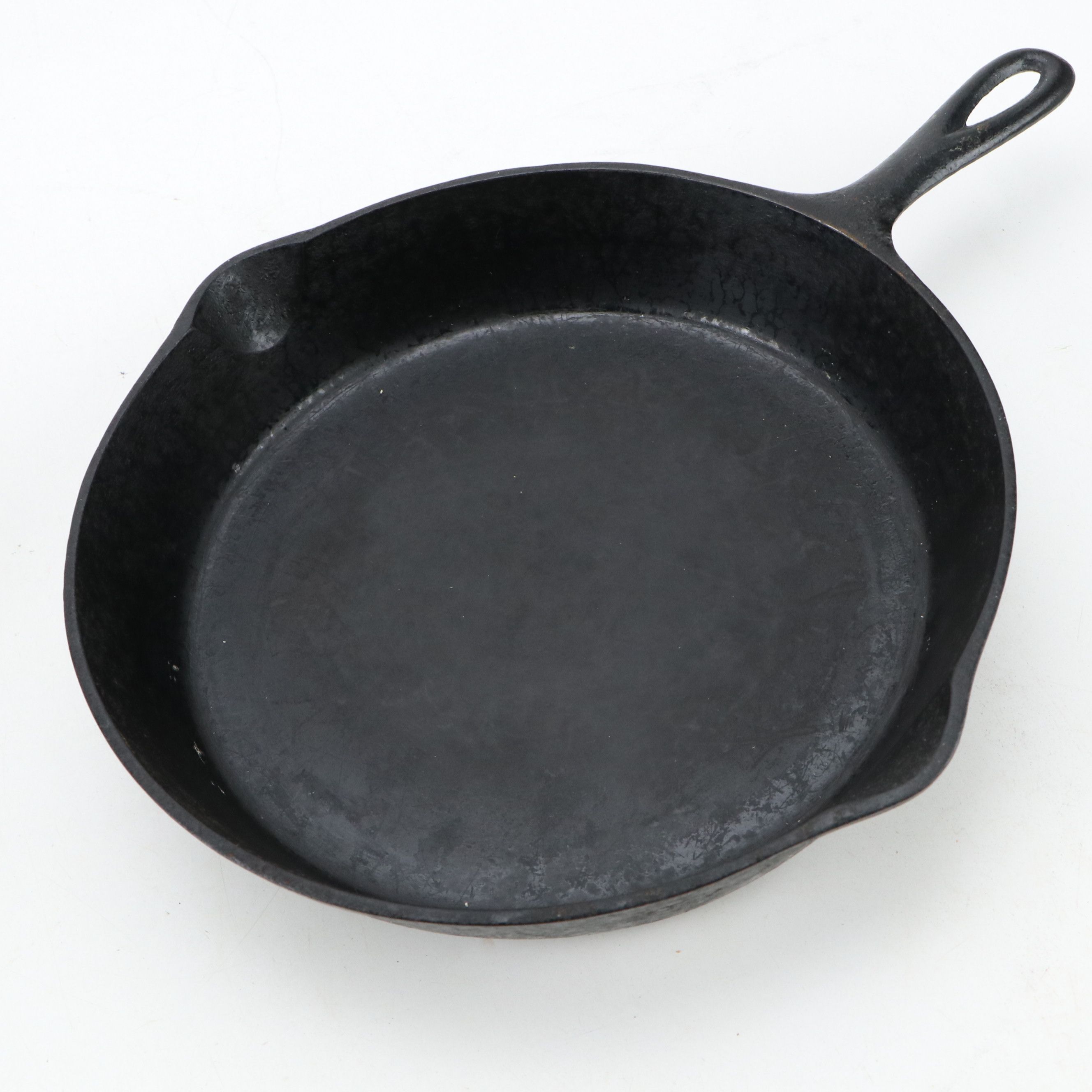 Crescent Foundry "Ozark" Dutch Oven with Beehive Lid and Other Cast Iron