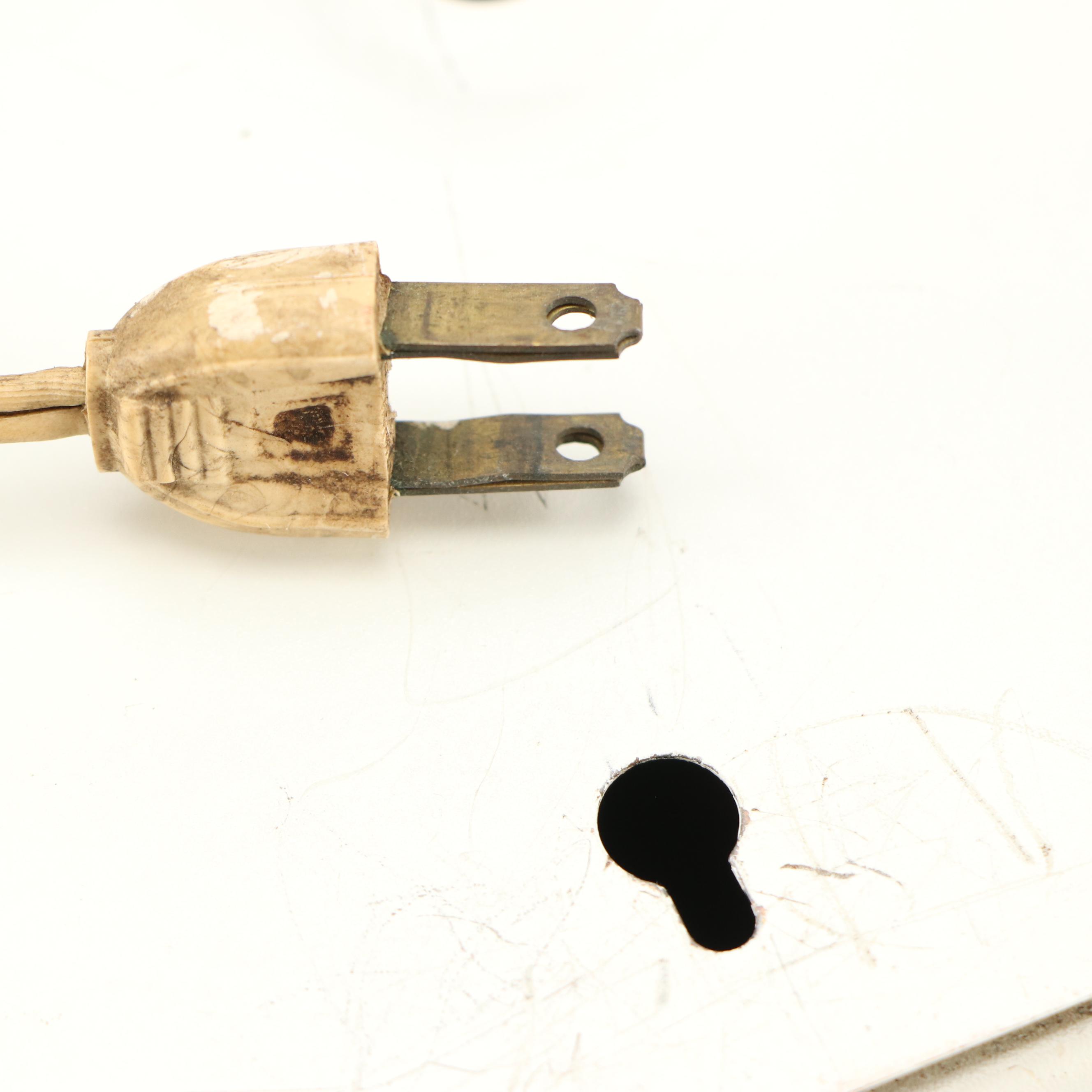 7UP "You Like It...It Likes You!" Advertisement Wall Clock, 1960s