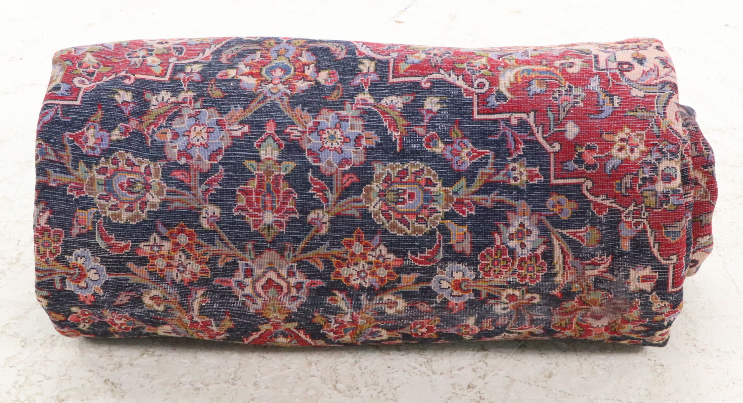 7'8 x 12' Hand-Knotted Persian Kashan Area Rug