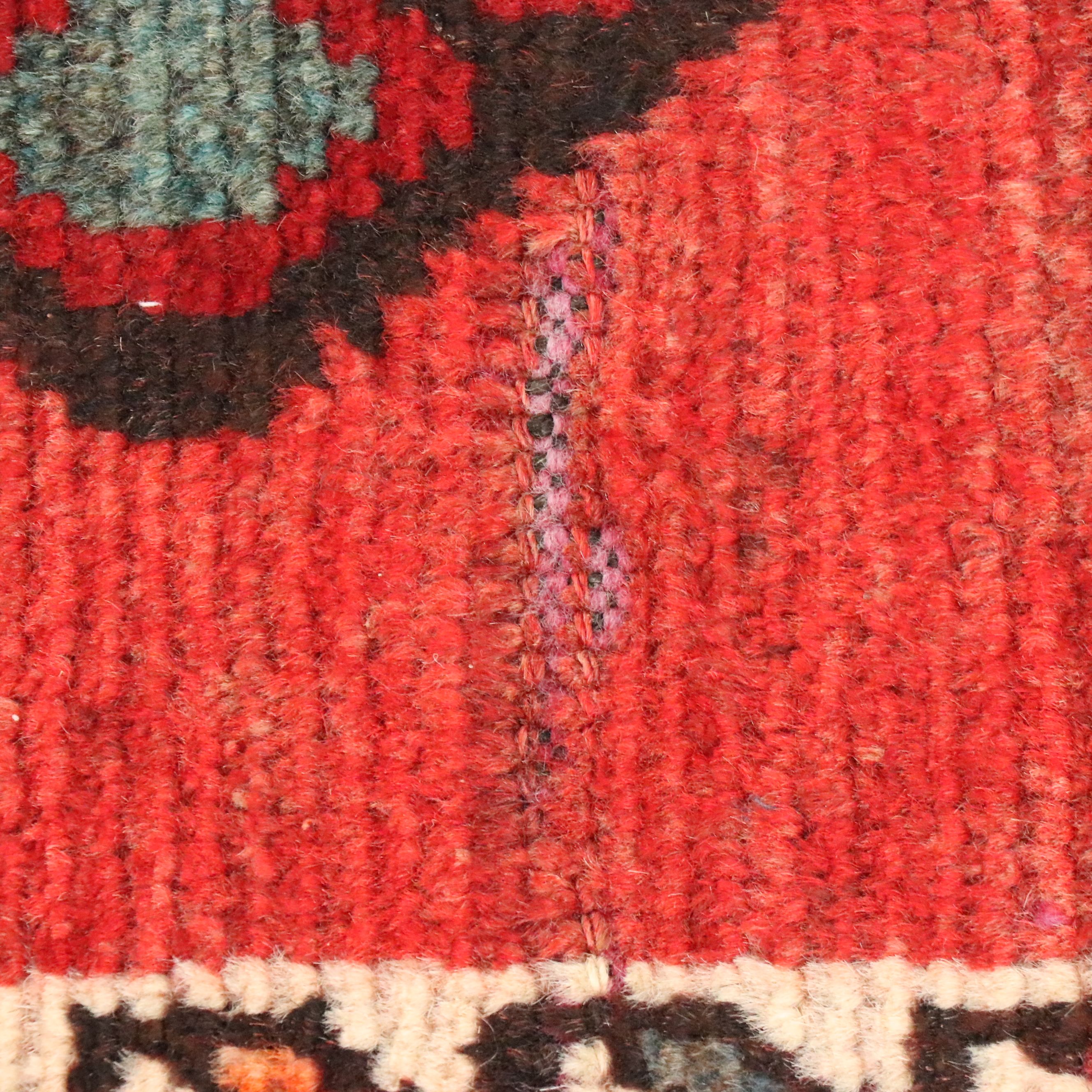 4'11 x 9'4 Hand-Knotted Persian Qashqai Area Rug