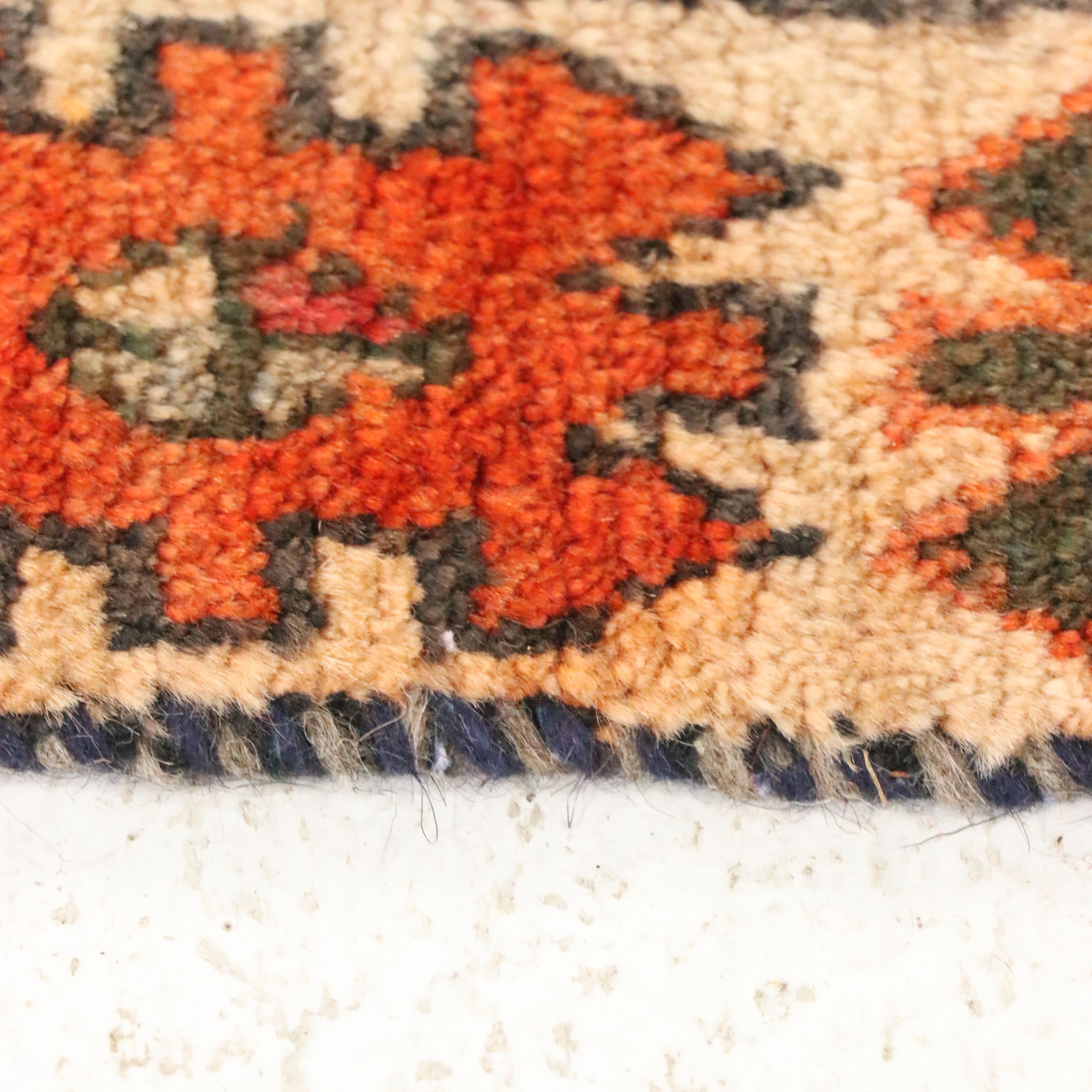 4'8 x 9' Hand-Knotted Persian Bakhtiari Area Rug