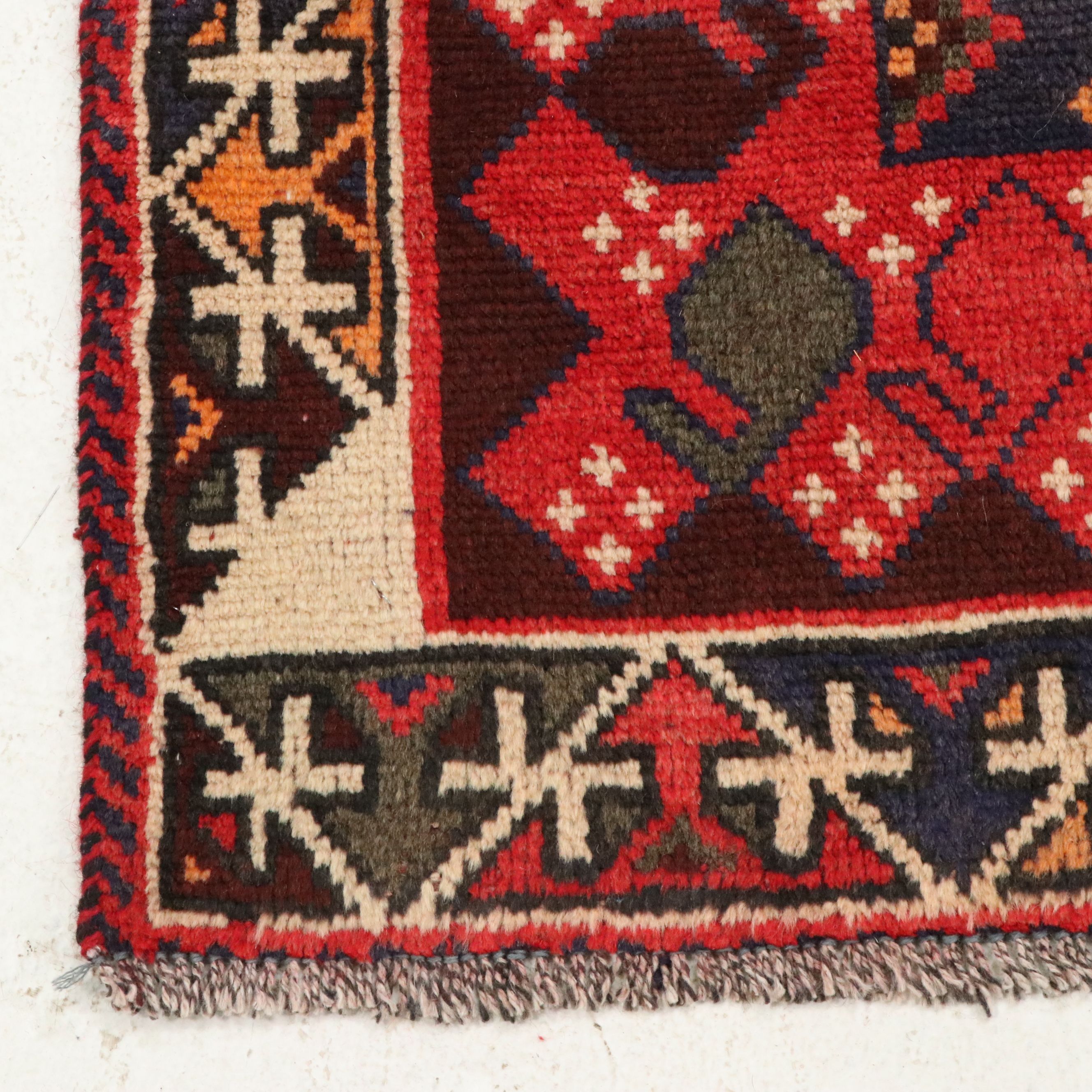 7'1 x 9'1 Hand-Knotted Persian Qashqai Area Rug