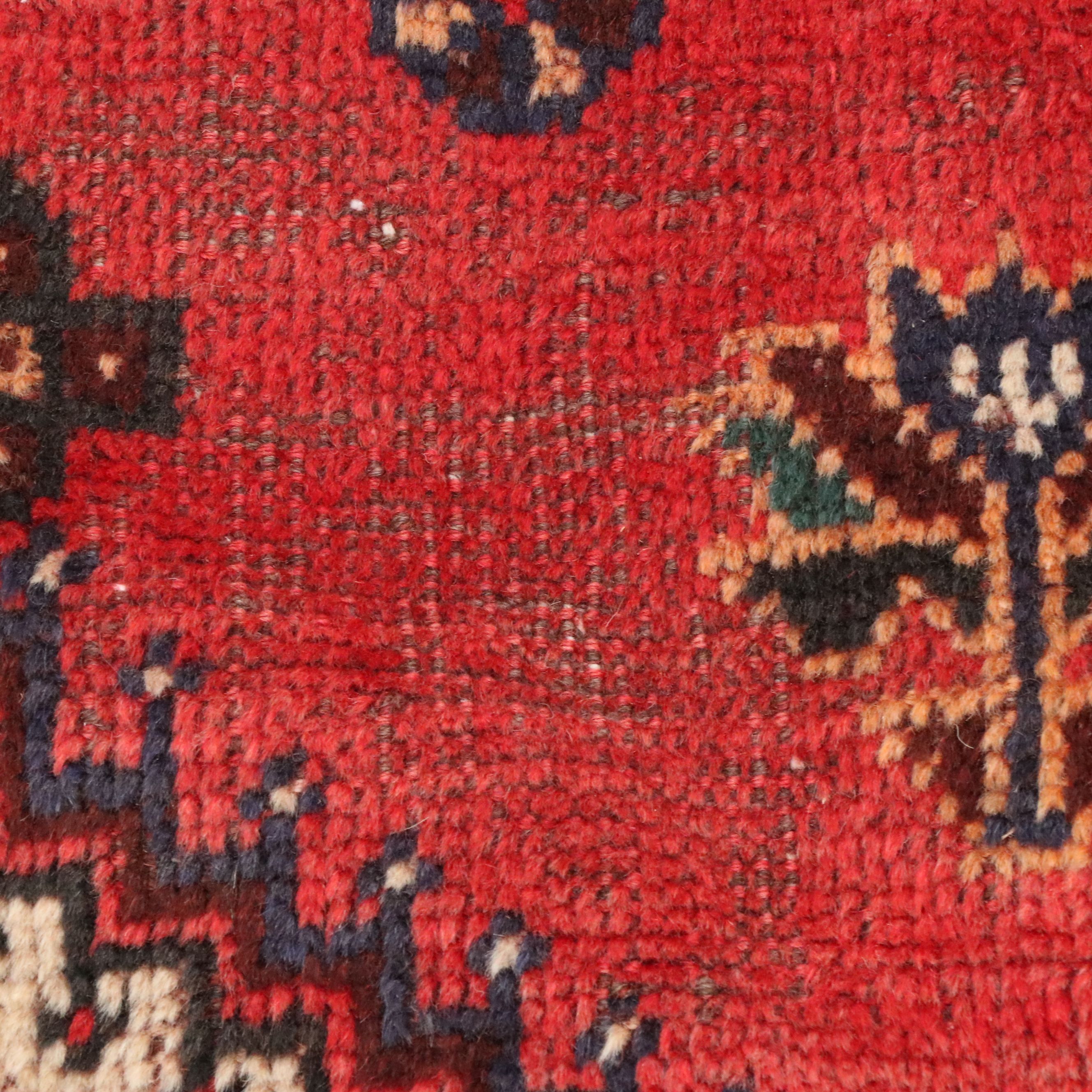 7'1 x 9'1 Hand-Knotted Persian Qashqai Area Rug