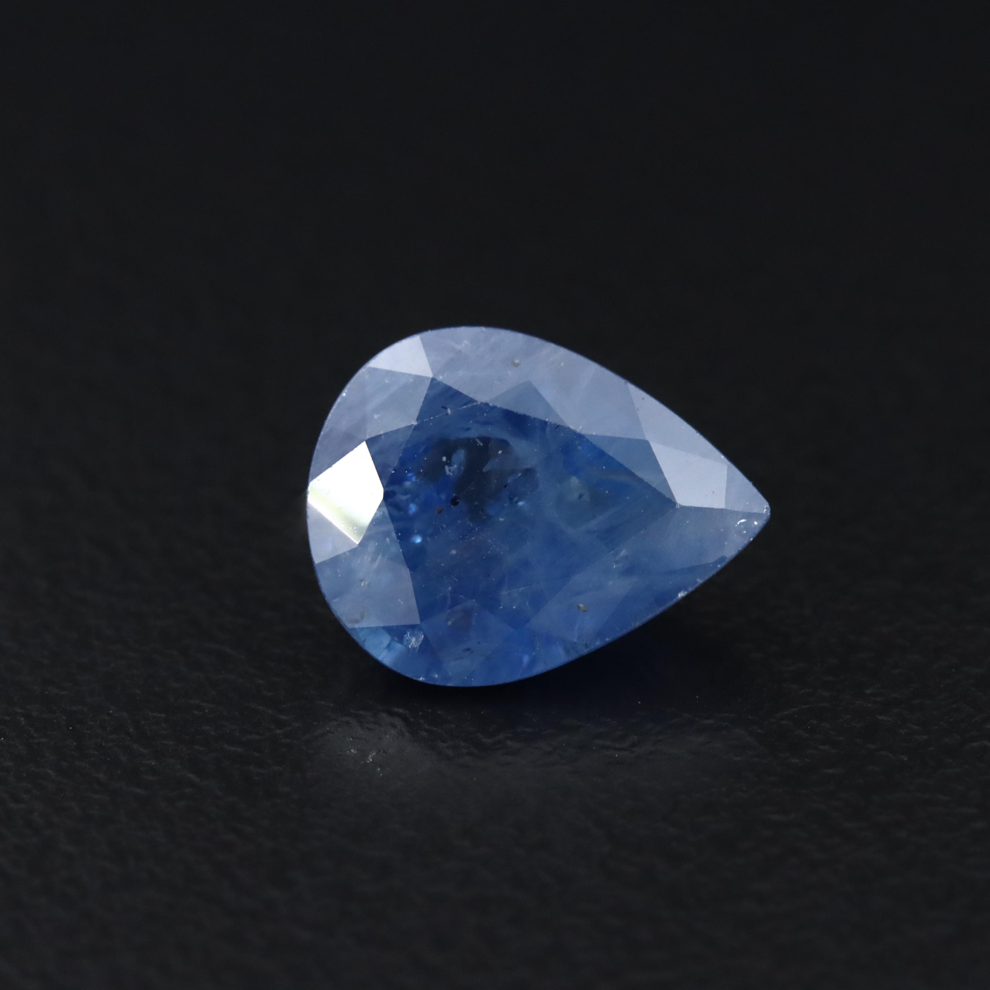 Loose 3.00 CT Sapphire with IGI Report