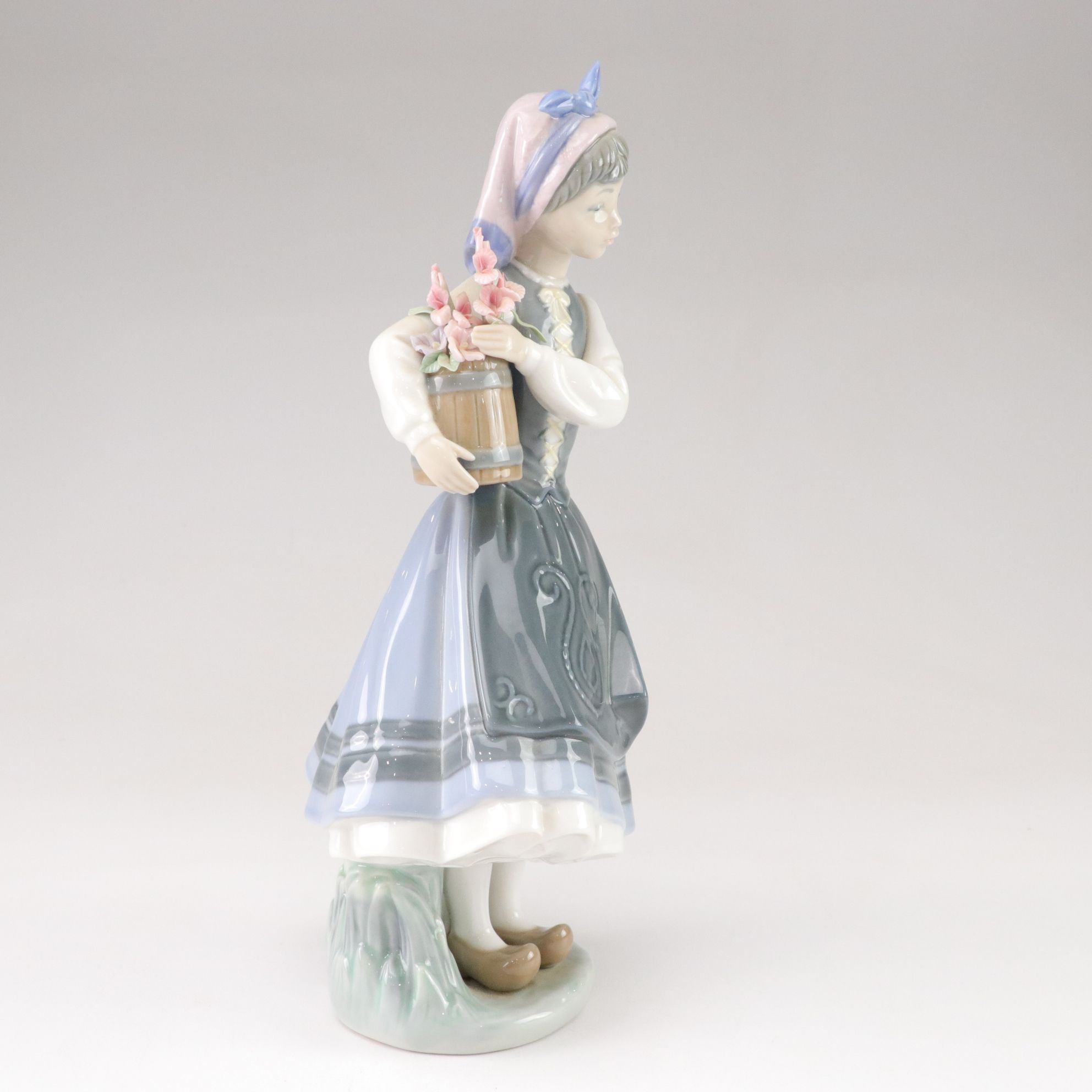 Lladró "Budding Blossoms" Porcelain Figurine, 1980s