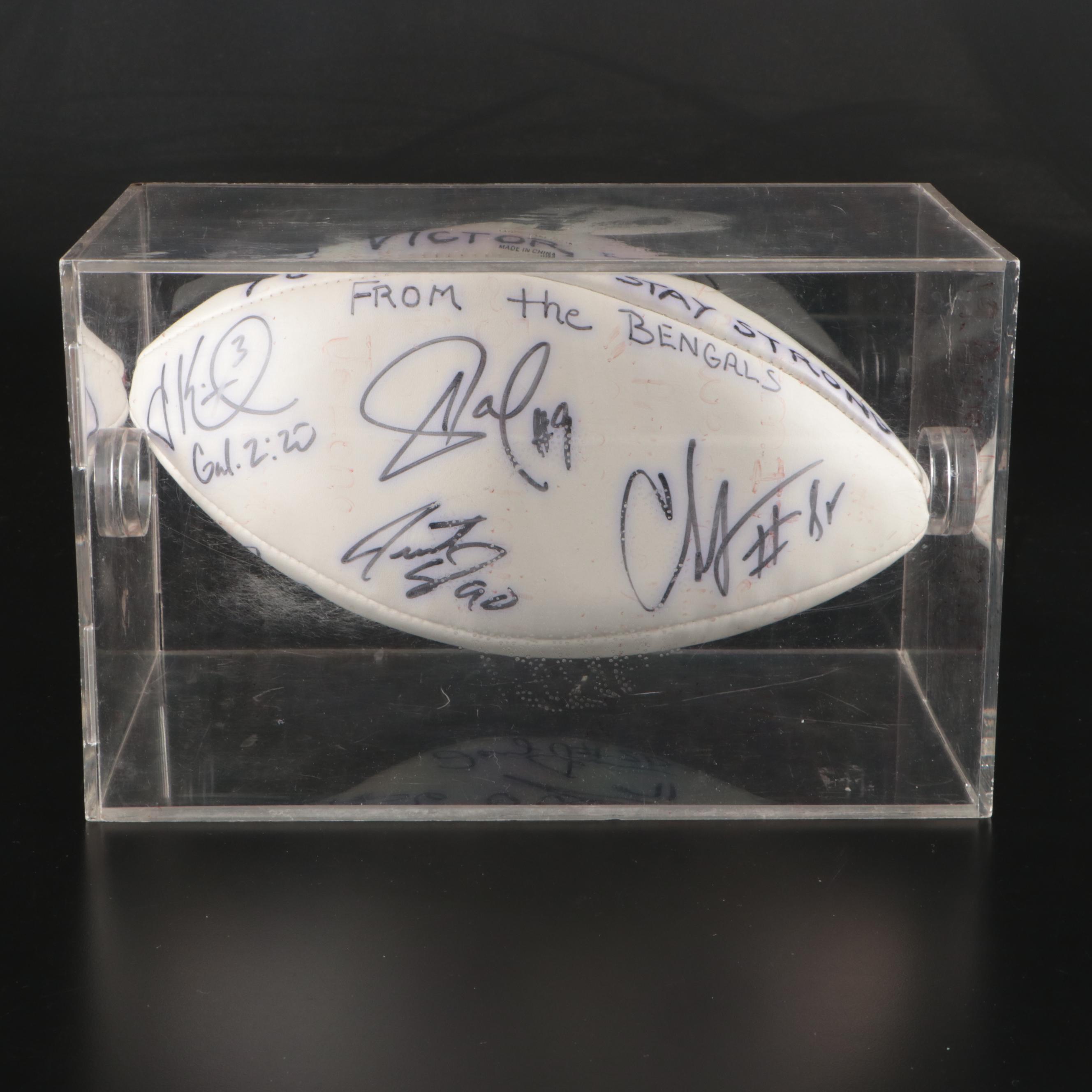 2004 Cincinnati Bengals Team Signed Football with Carson Palmer and Chad Johnson