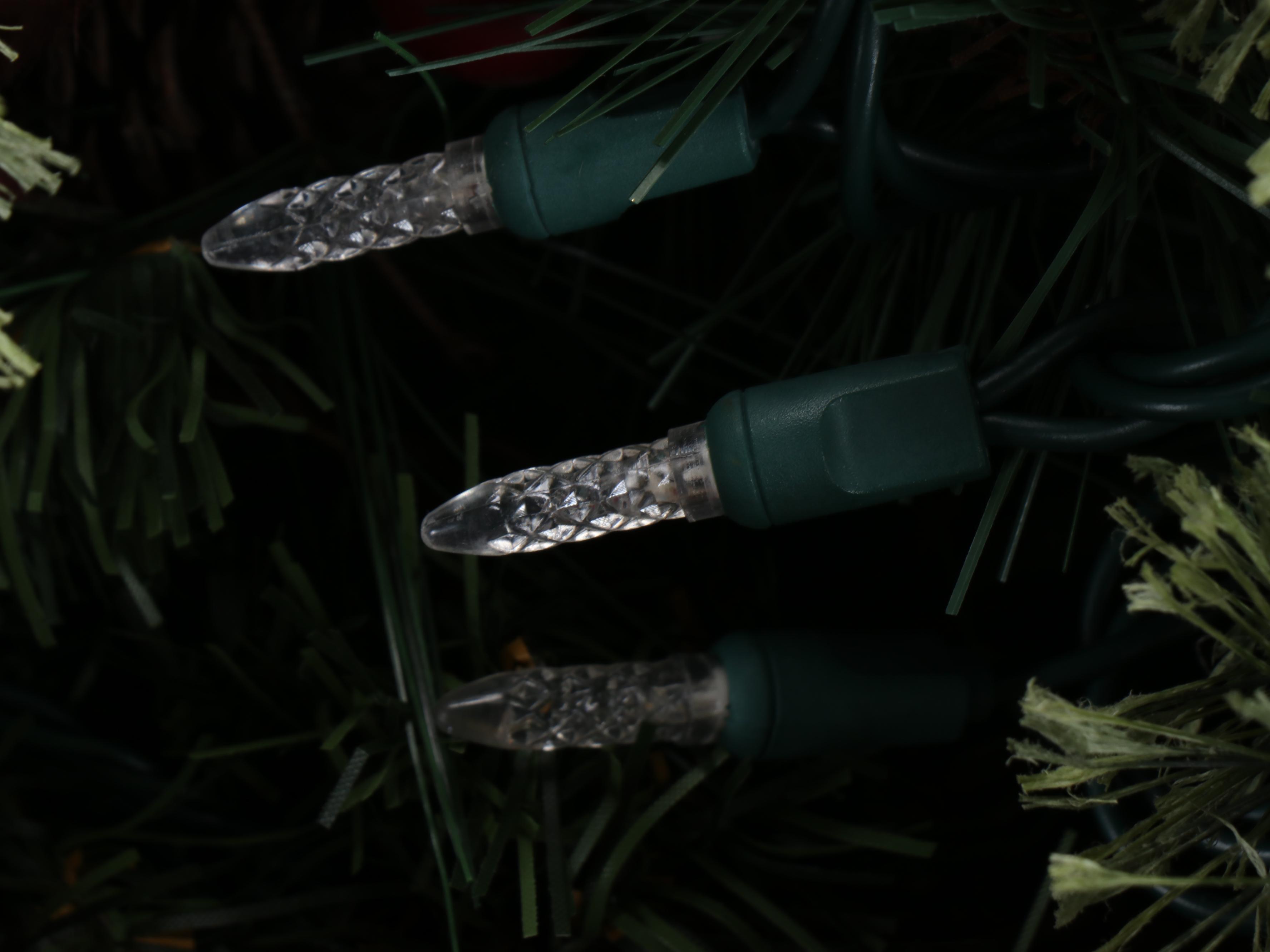 Illuminated Hanging Garland Seasonal Décor