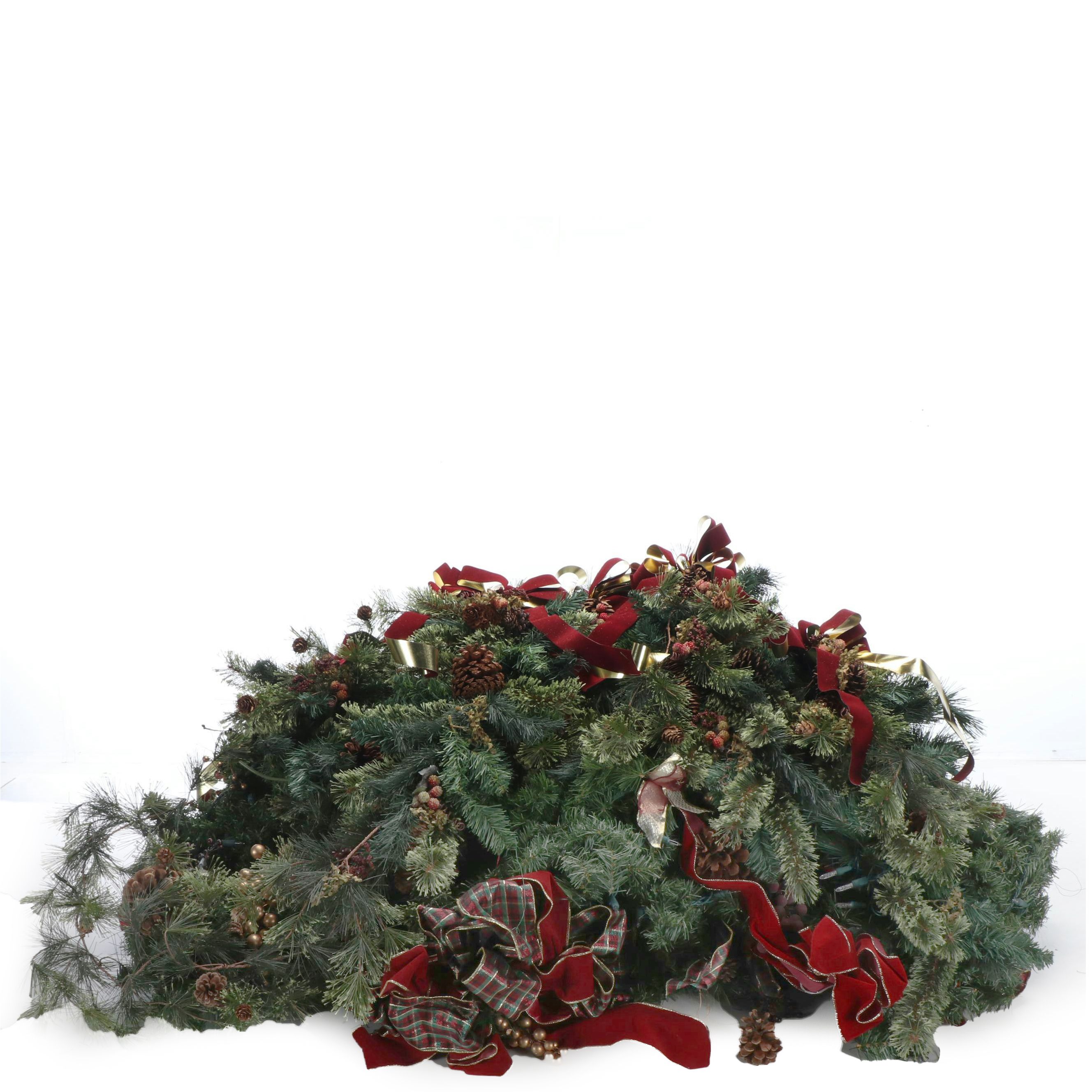 Illuminated Hanging Garland Seasonal Décor