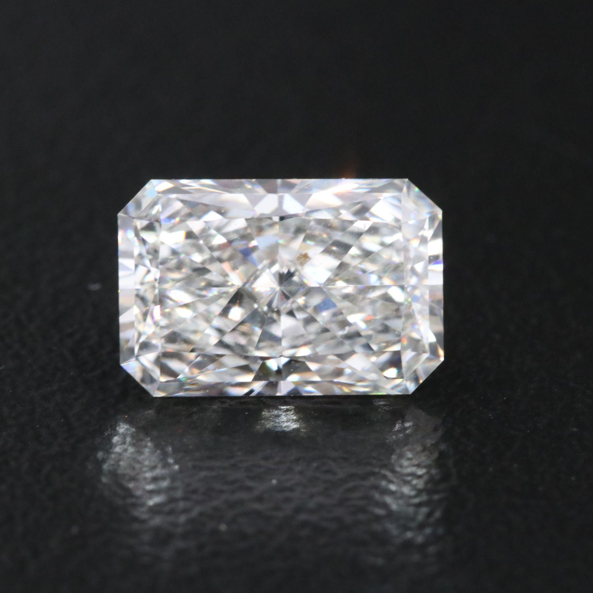Loose 1.90 CT Lab Grown Diamond with IGI Report