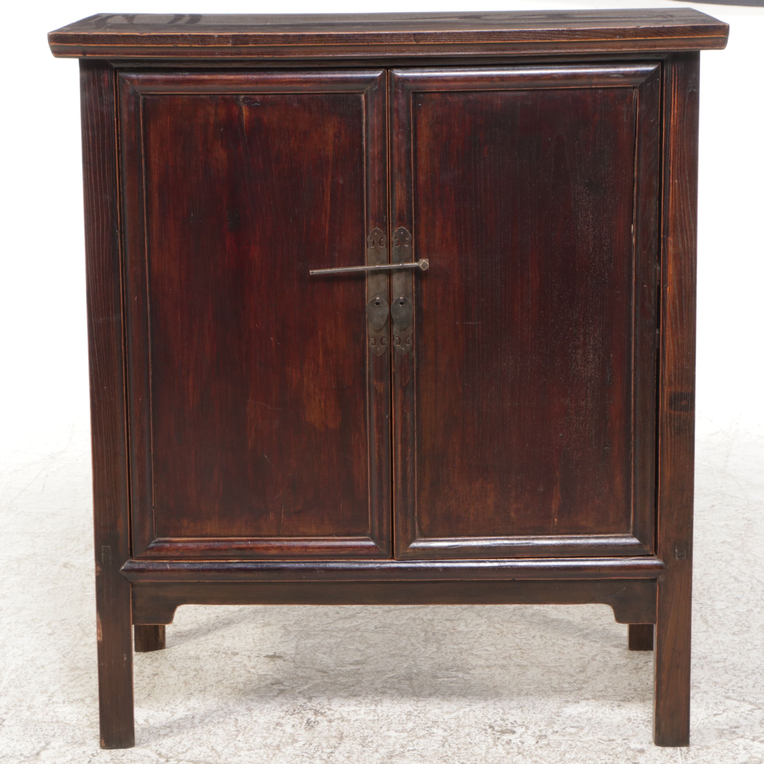 Chinese Style Mahogany Finish Cabinet