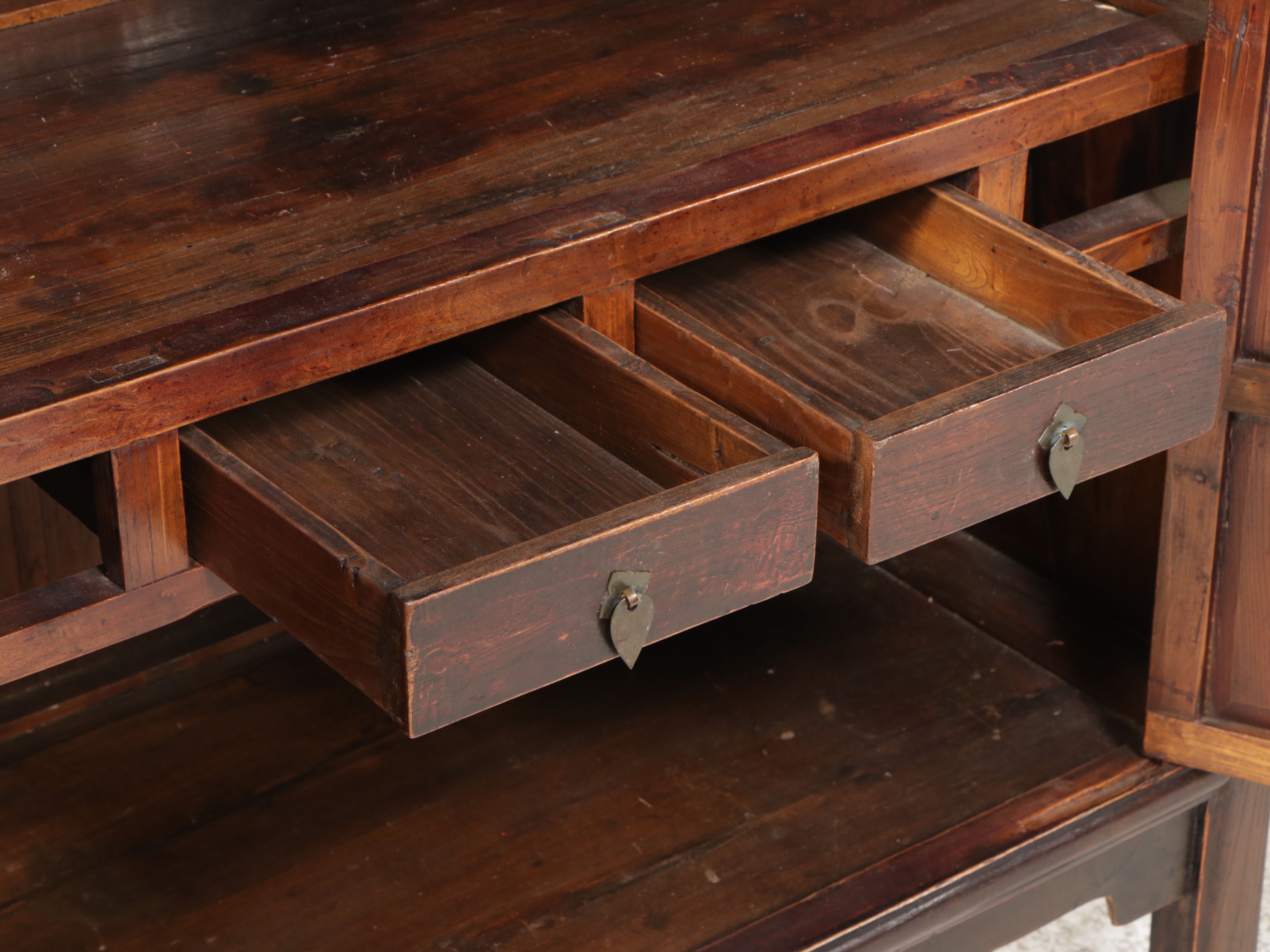 Chinese Style Mahogany Finish Cabinet