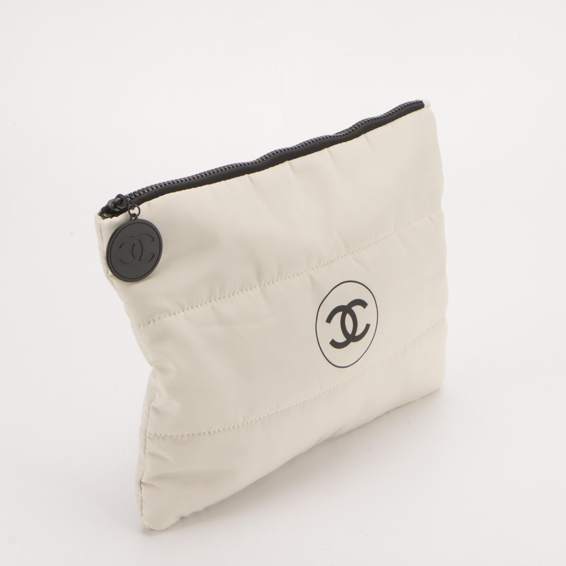 Chanel Beauté Promotional Zip Pouch in Quilted Polyester
