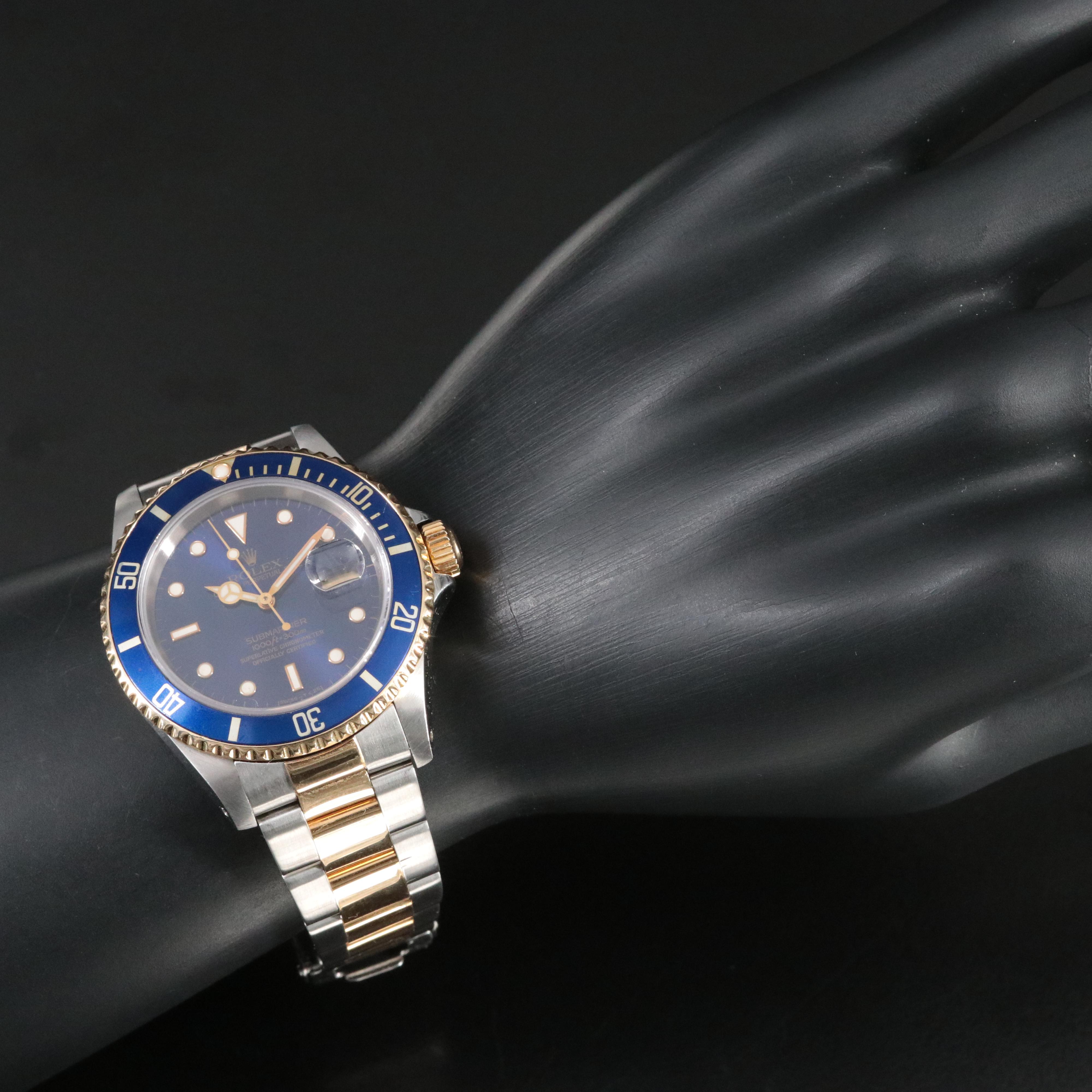 1993 - 1994 Rolex Steel and Gold Submariner 40mm Blue 16613 Watch