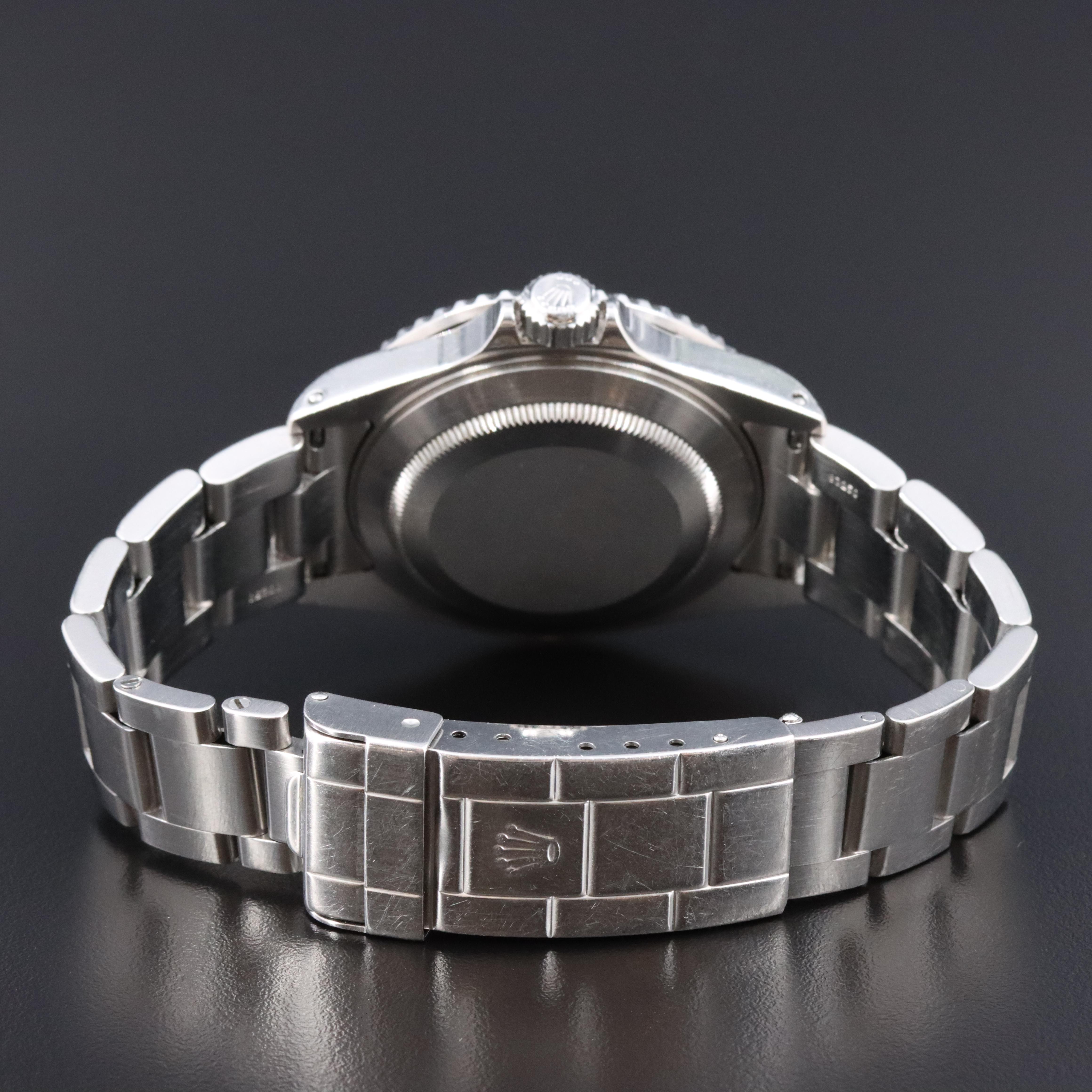 2001 Rolex Model 16610 Submariner Date Watch