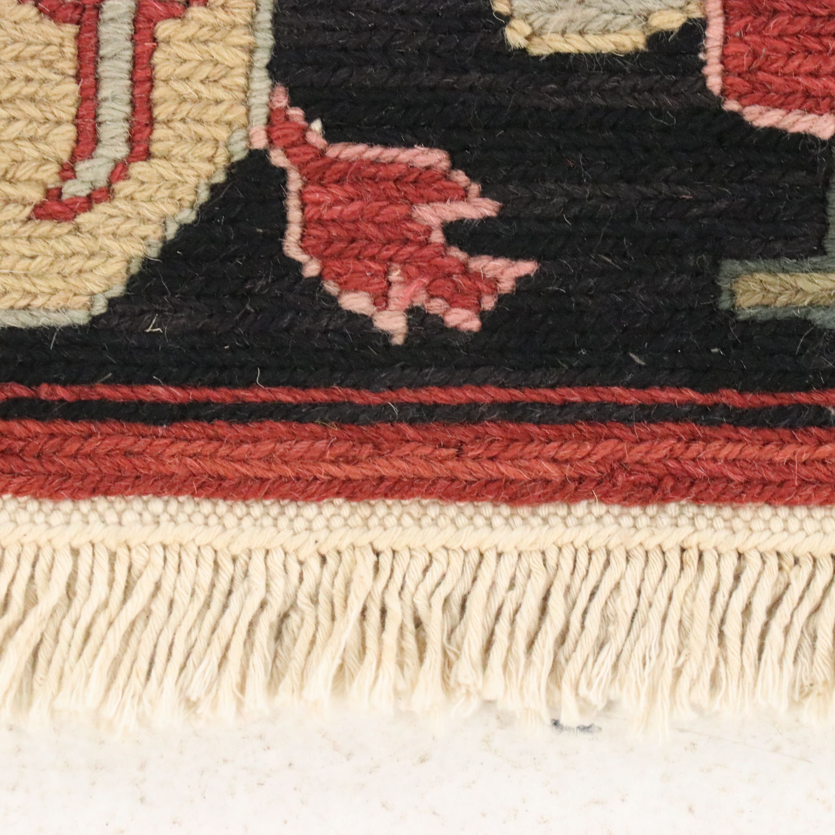 3'11 x 6'1 Handwoven Indian Soumak Area Rug