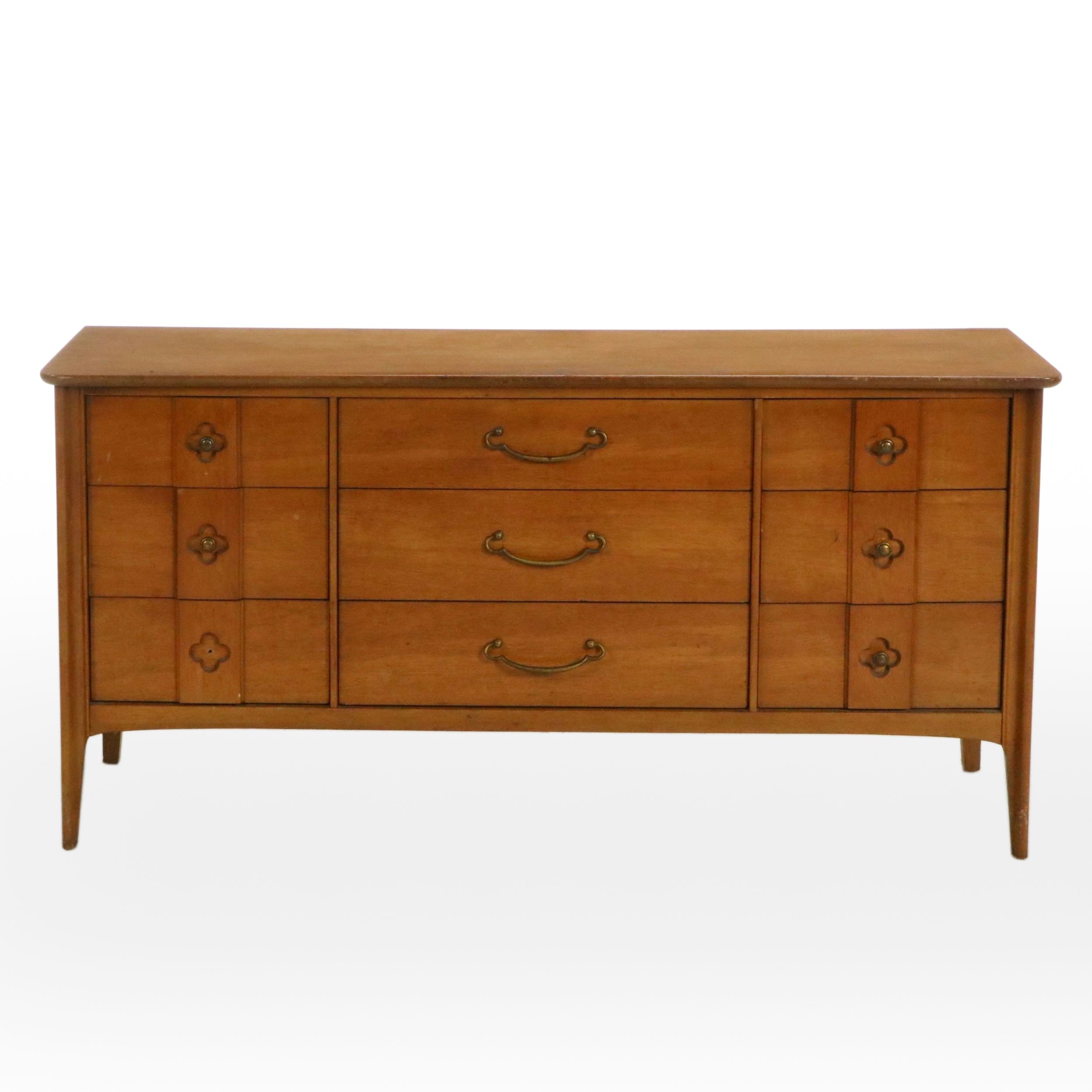 United Furniture Corp. Mid Century Modern Walnut Chest of Drawers