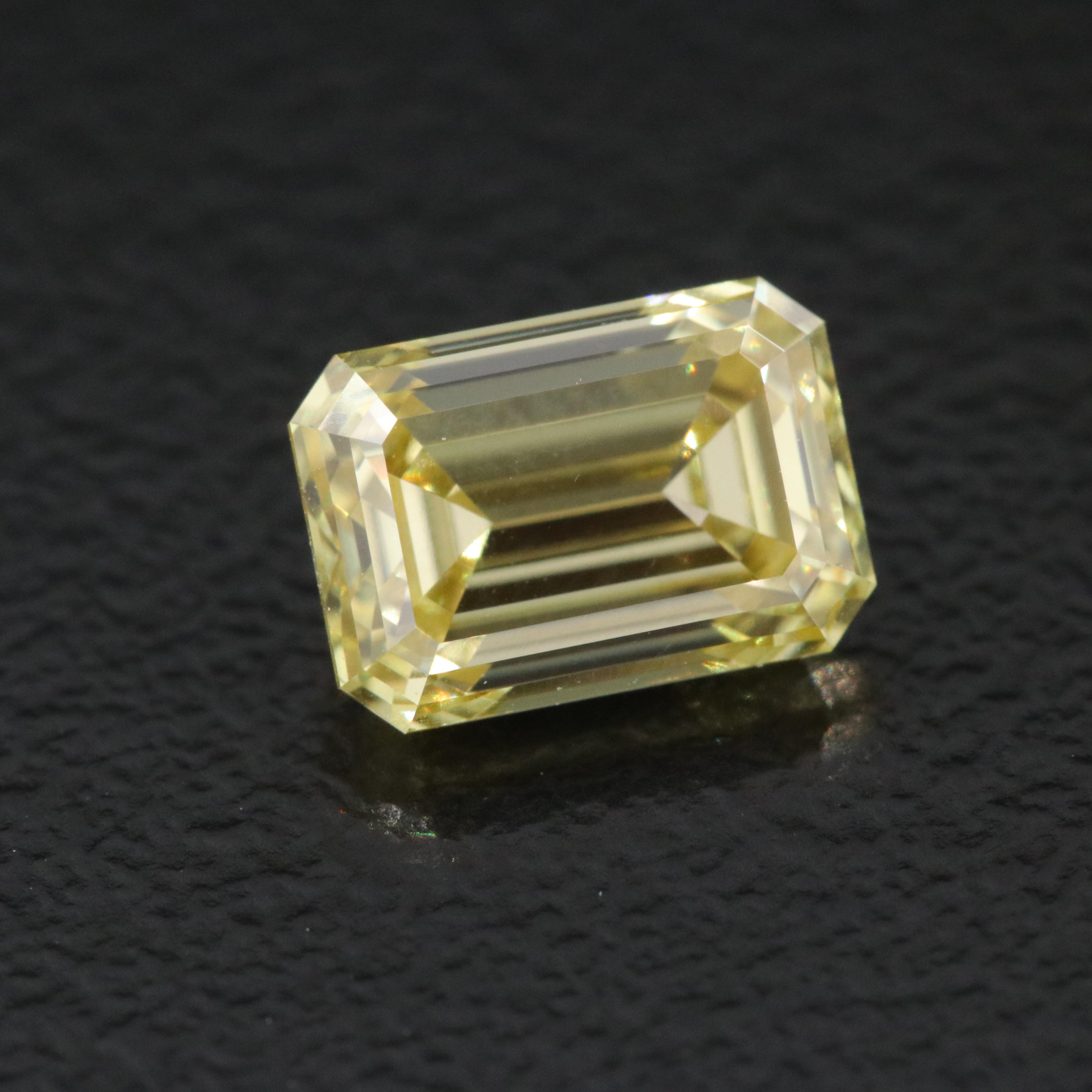Loose 1.51 CT Fancy Yellow Lab Grown Diamond with IGI Report