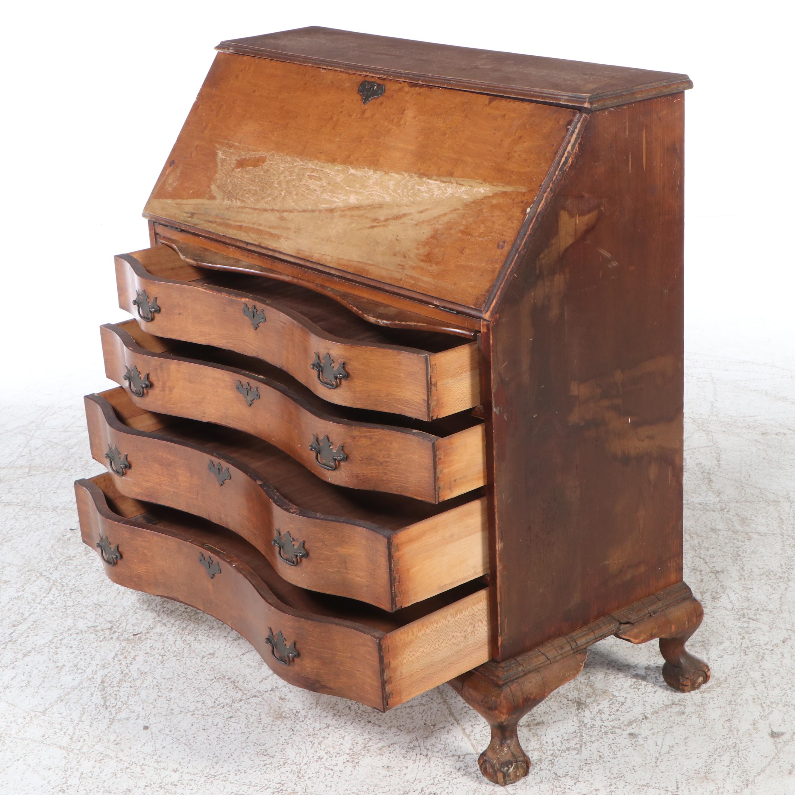 Chippendale Style Maple Serpentine Slant-Front Desk, Early 20th Century