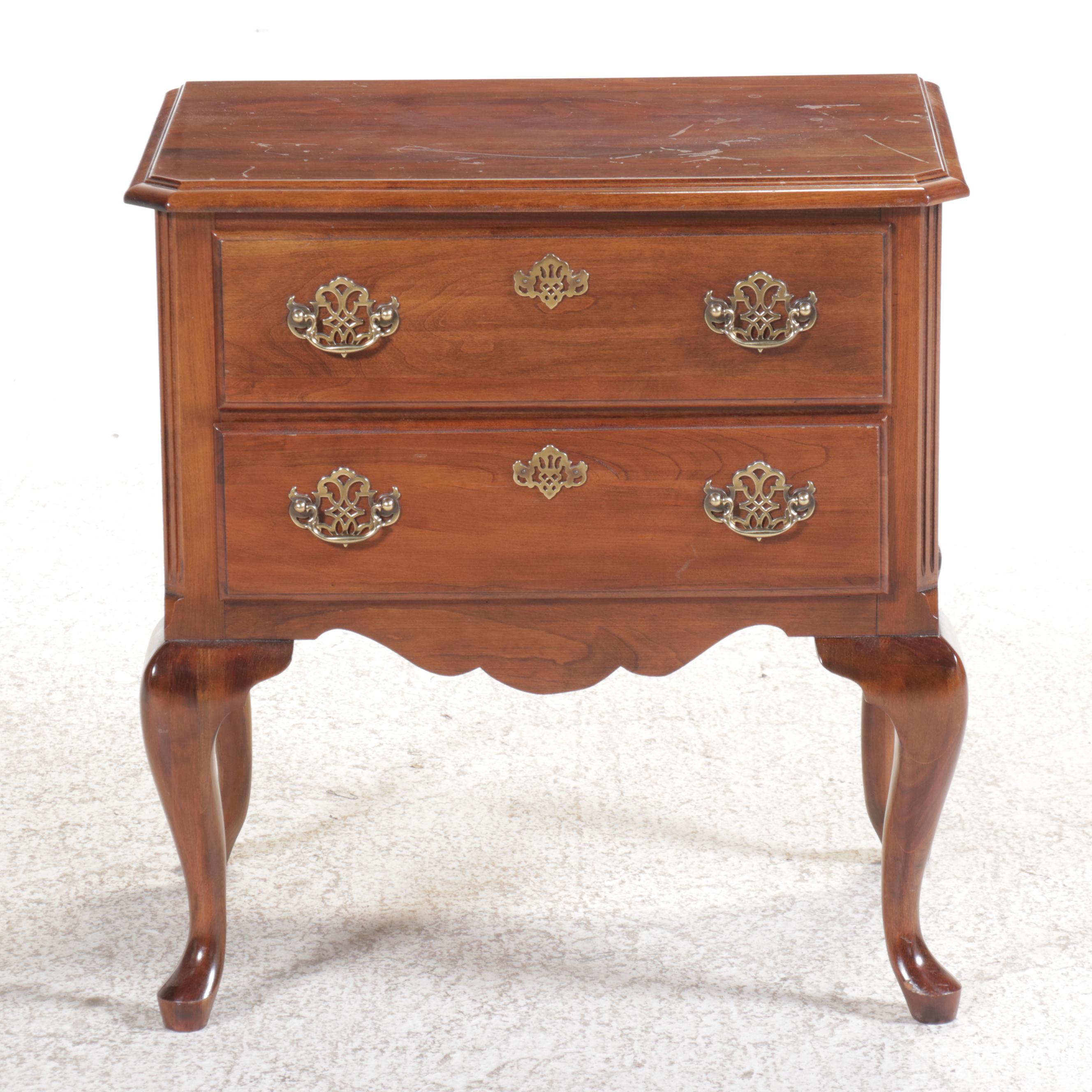 Jamestown Sterling Queen Anne Style Mahogany Finish Nightstand