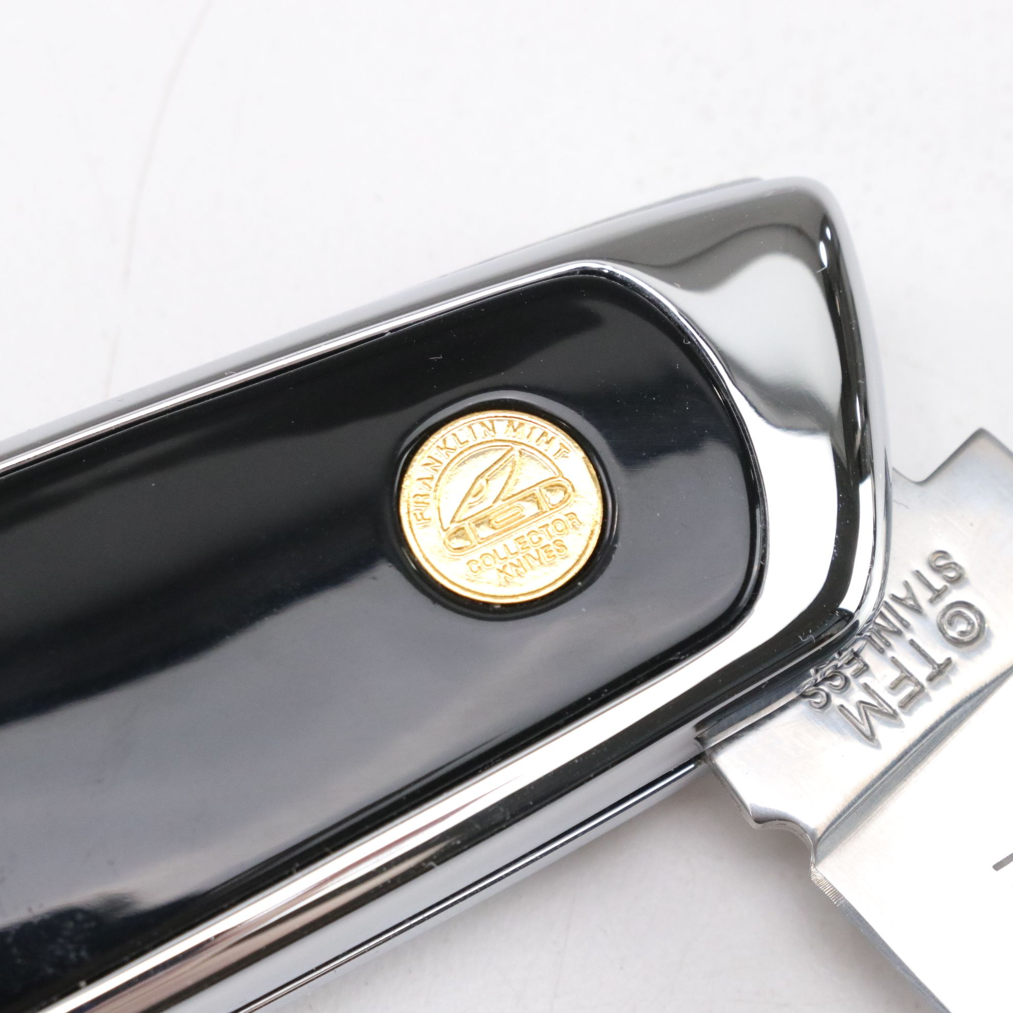 Dale Earnhardt Sr. Collectible Pocket Knives & Watch