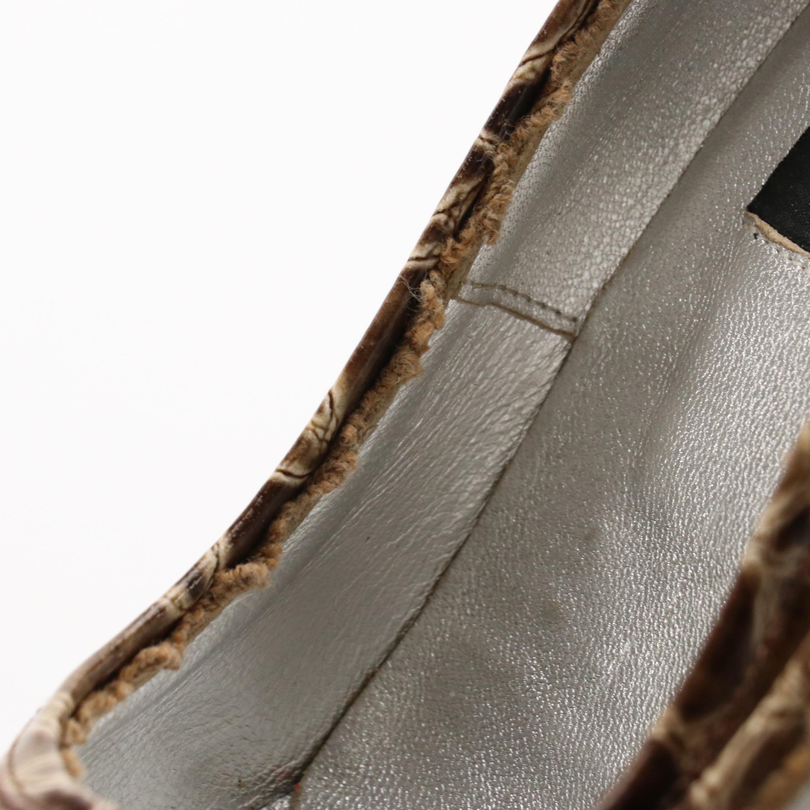 Dolce & Gabbana Alligator Embossed Leather Pointed-Toe Pumps