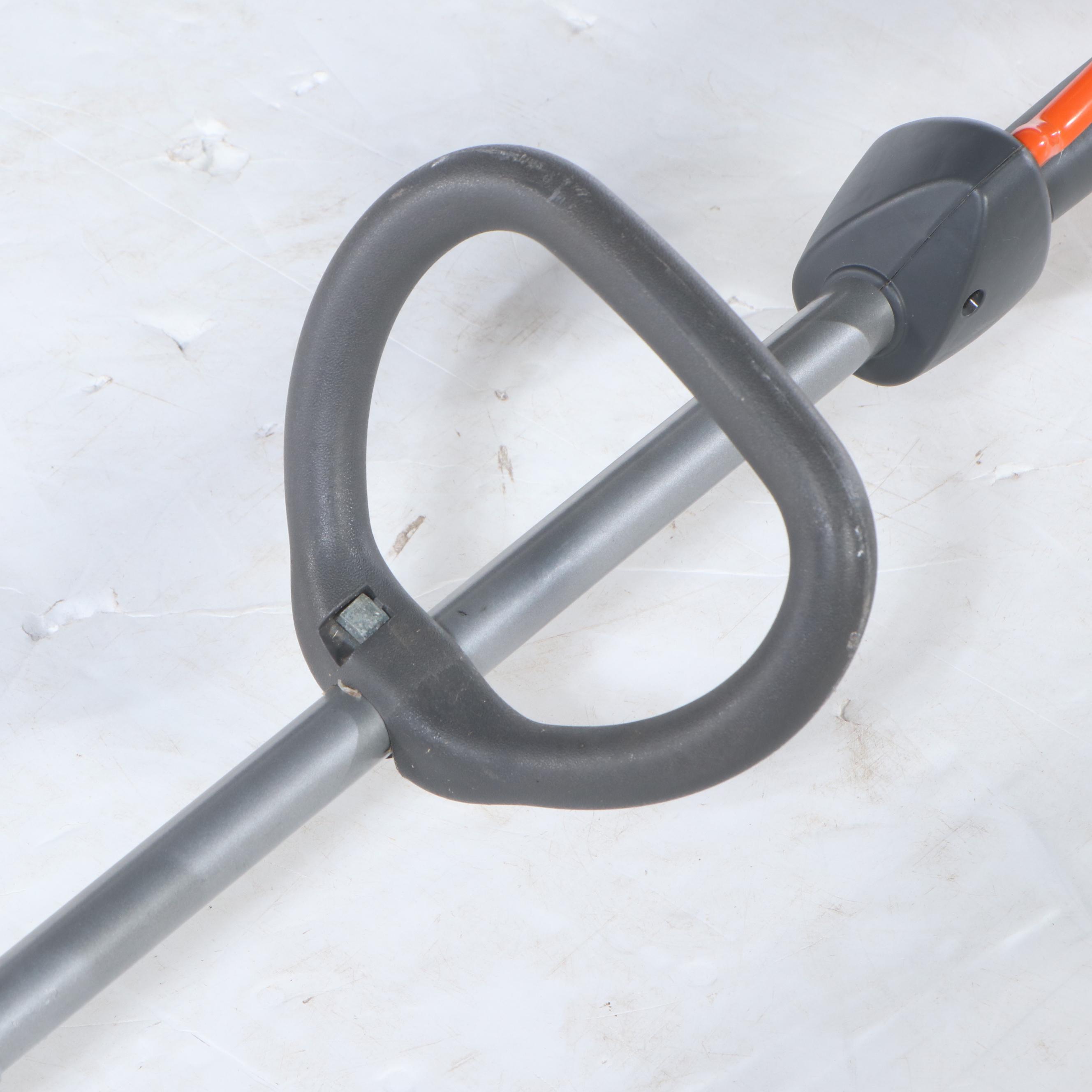 Husqvarna 128CD 28cc 2-Cycle Gas Trimmer