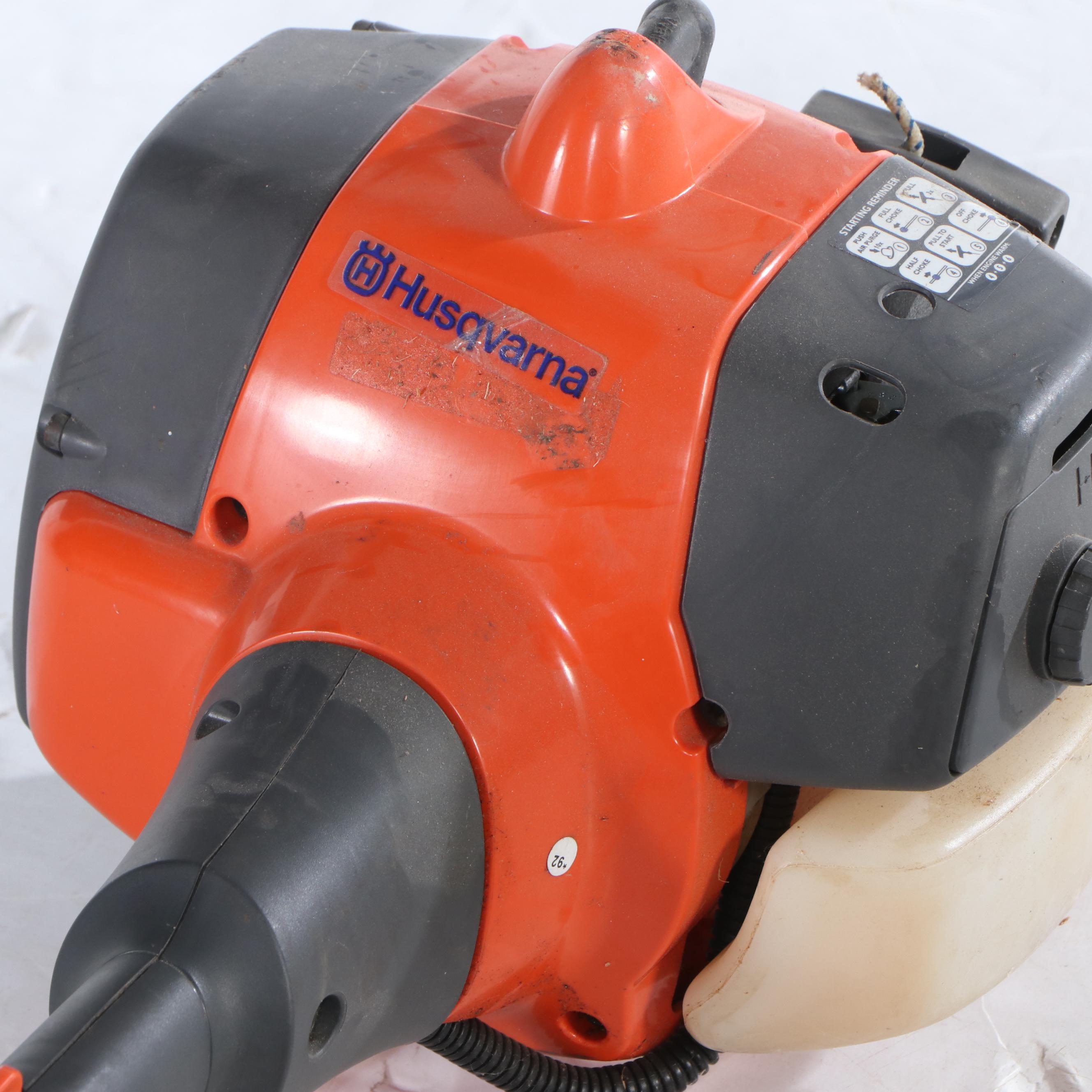 Husqvarna 128CD 28cc 2-Cycle Gas Trimmer