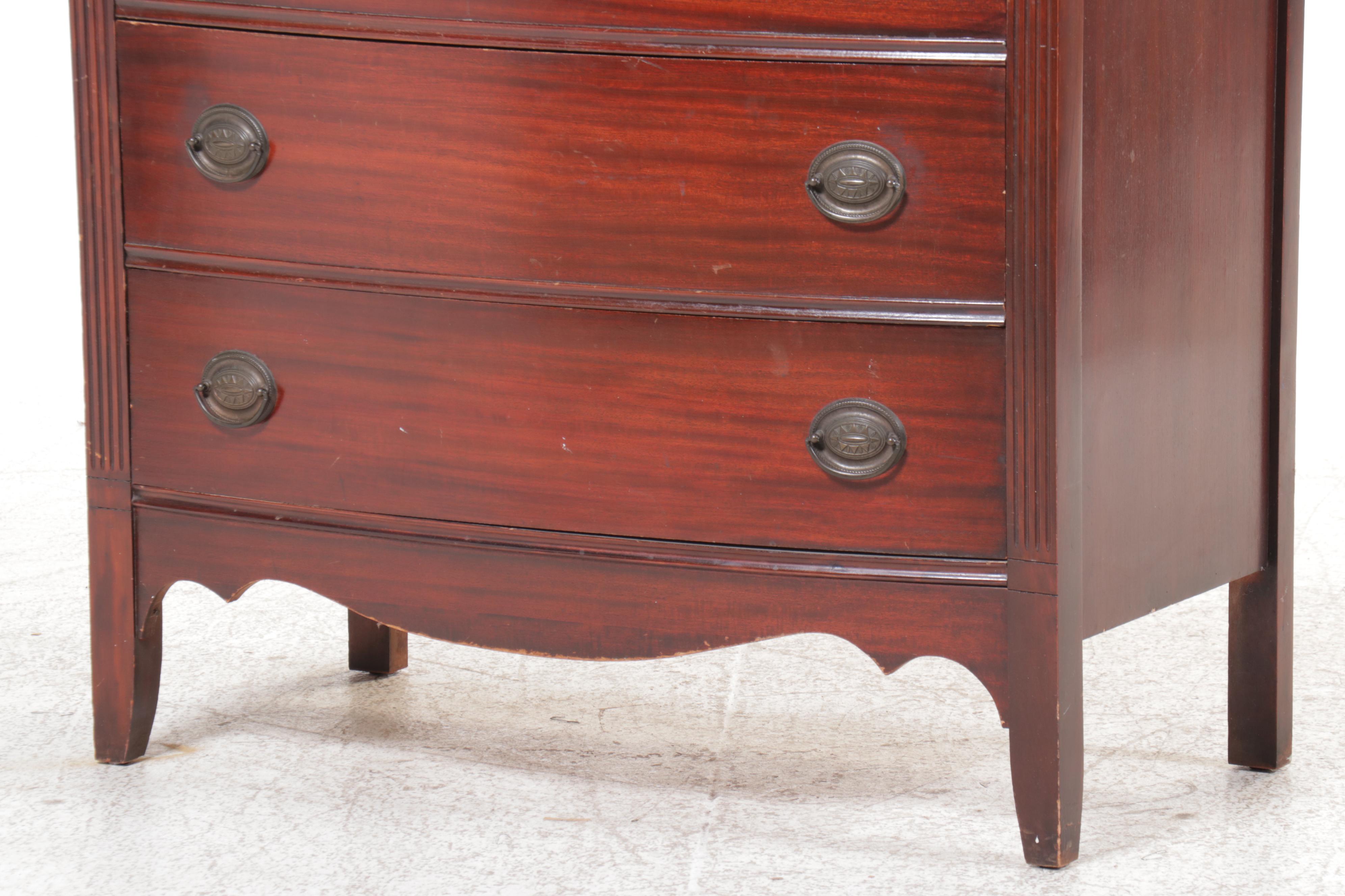 Harmony House Sheraton Style Mahogany Chest of Drawers, Mid to Late 20th Century