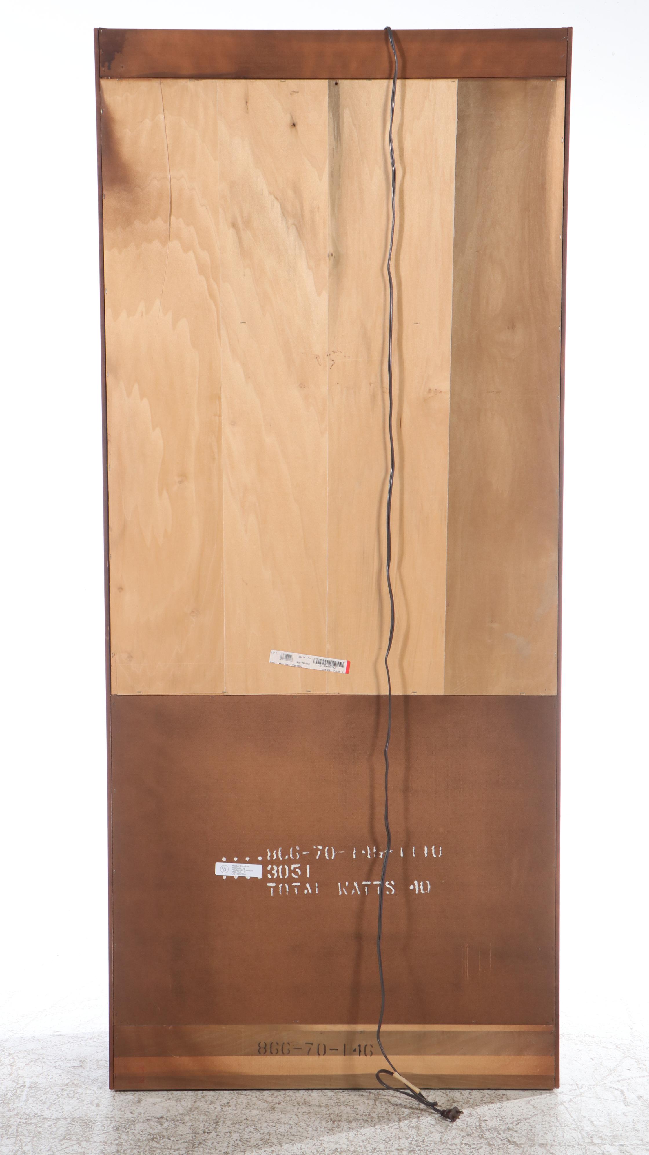 Hooker Furniture Georgian Style Mahogany Cabinet Bookcases