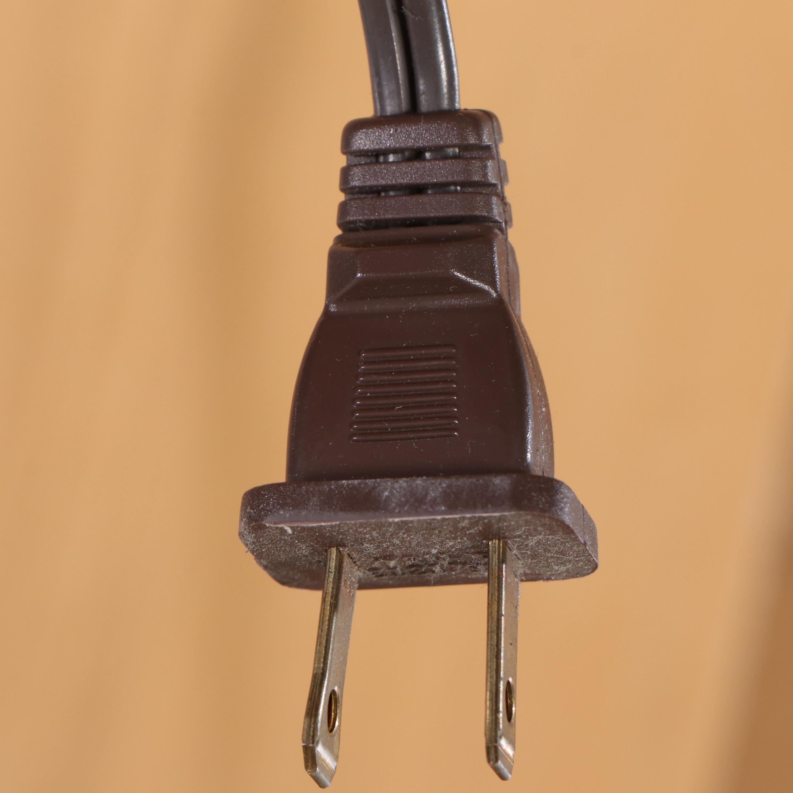 Hooker Furniture Georgian Style Mahogany Cabinet Bookcases