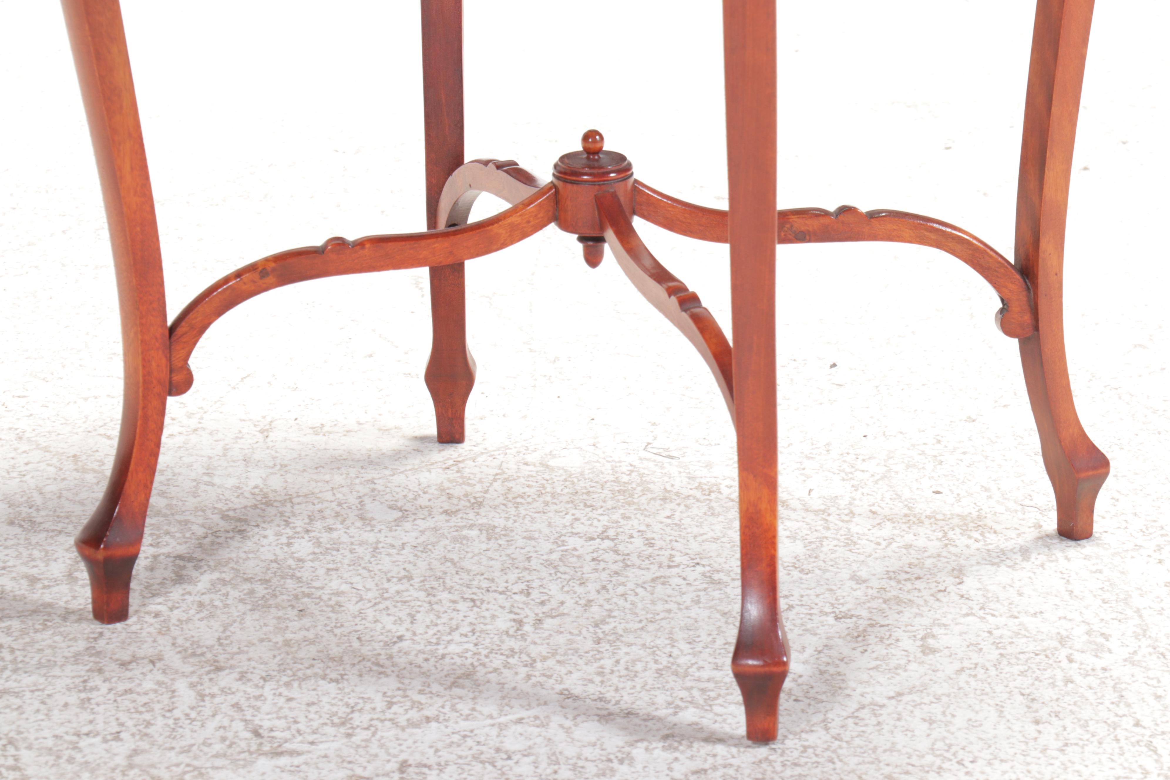 Italianate Inlaid Mother-of-Pearl and Marquetry Mahogany Center Table