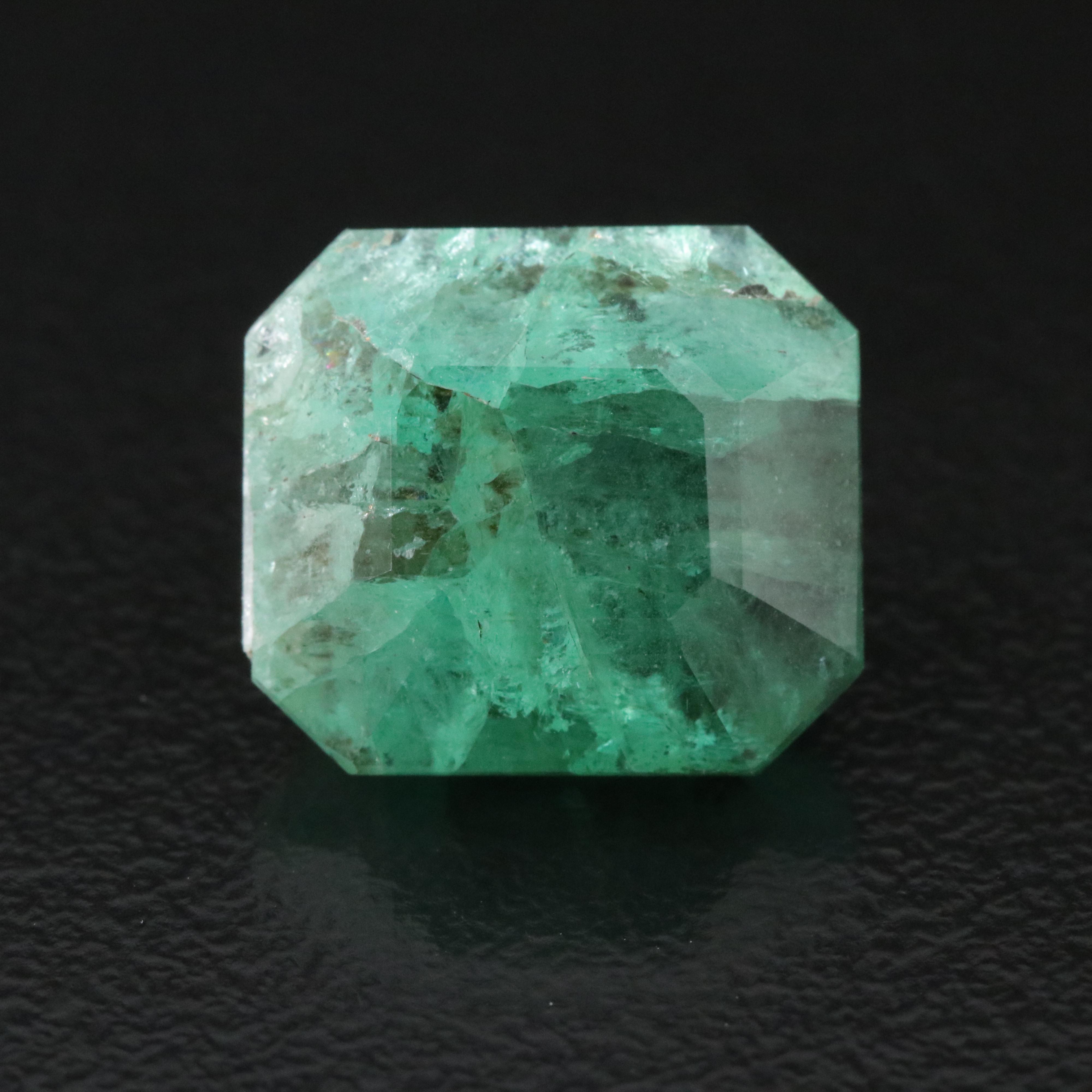Loose 9.91 CT Emerald
